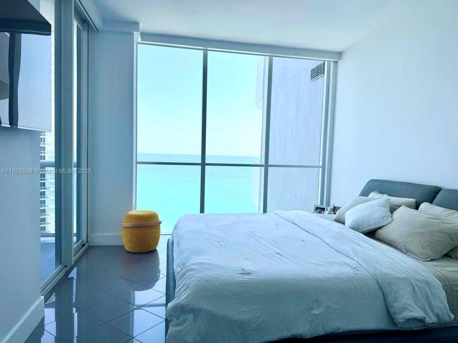 Small Image of 6301 COLLINS AVE #TS8, Miami Beach Number 31