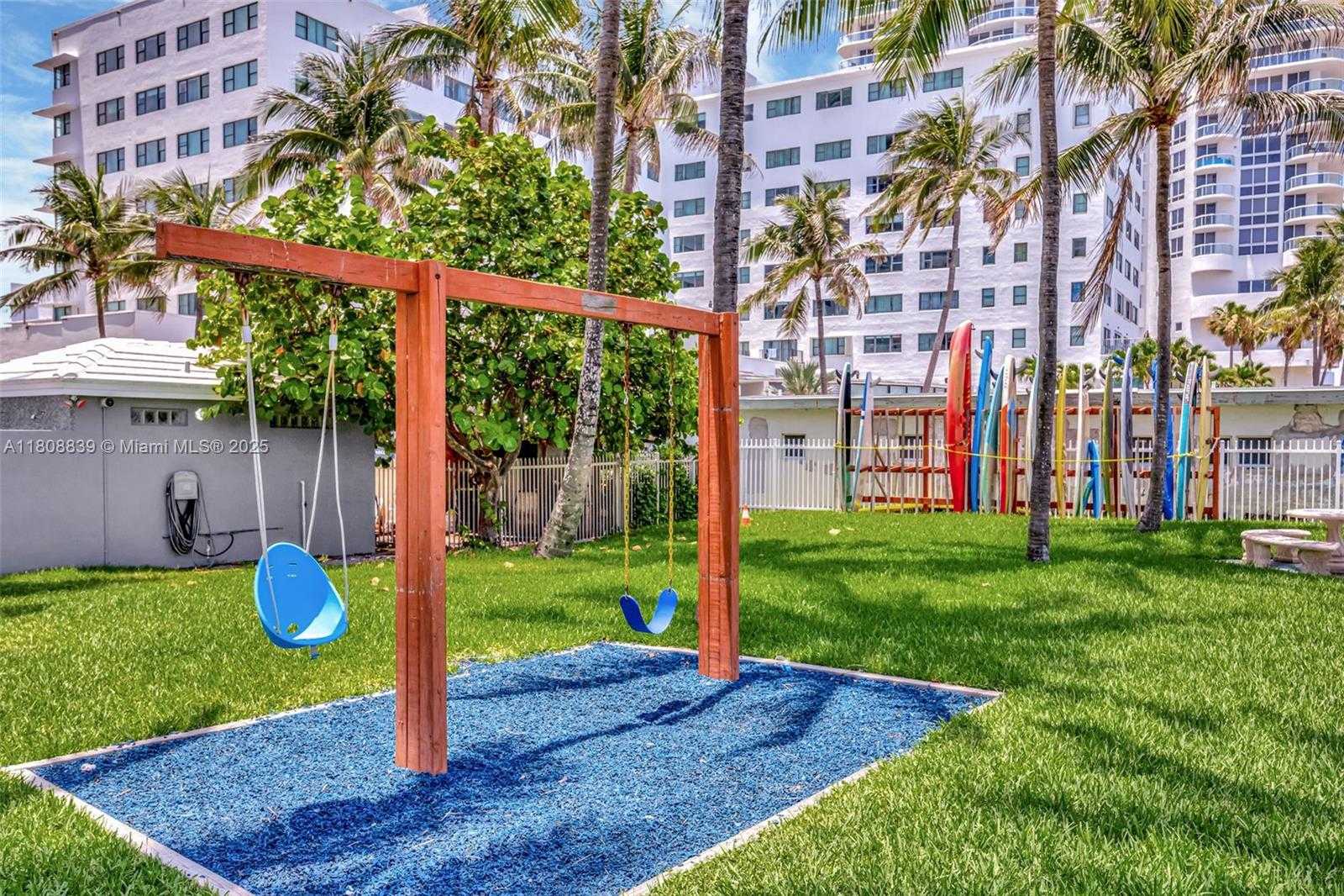 Small Image of 6301 COLLINS AVE #TS8, Miami Beach Number 64