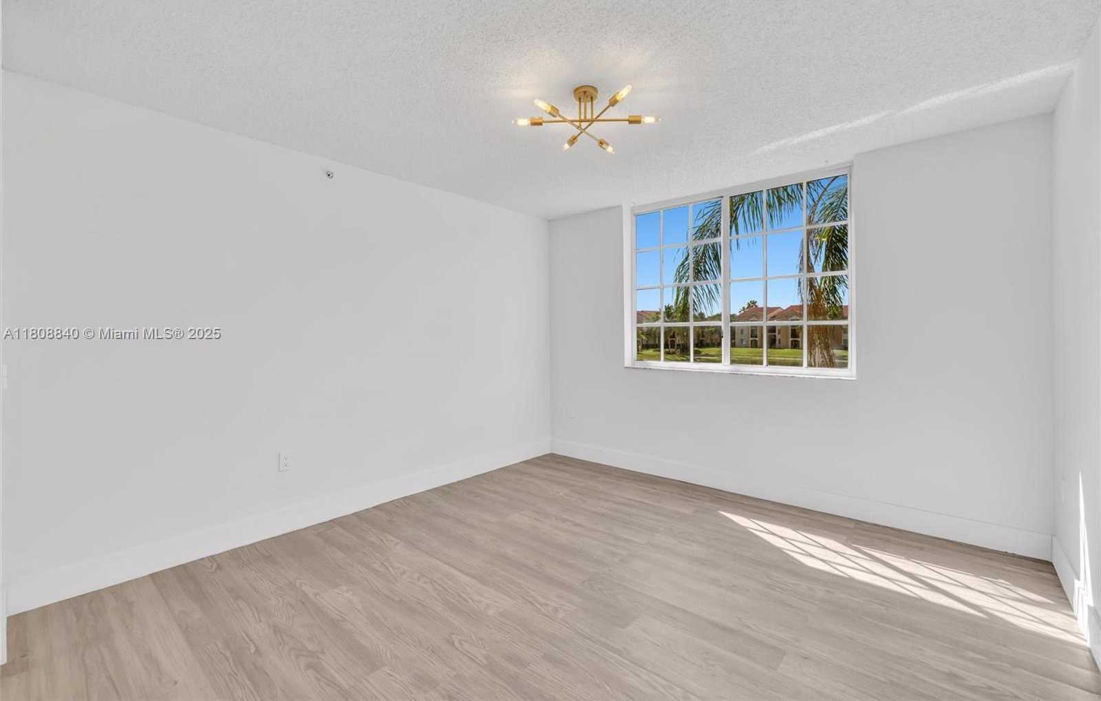 Small Image of 2173 RENAISSANCE BLVD #204, Miramar Number 7