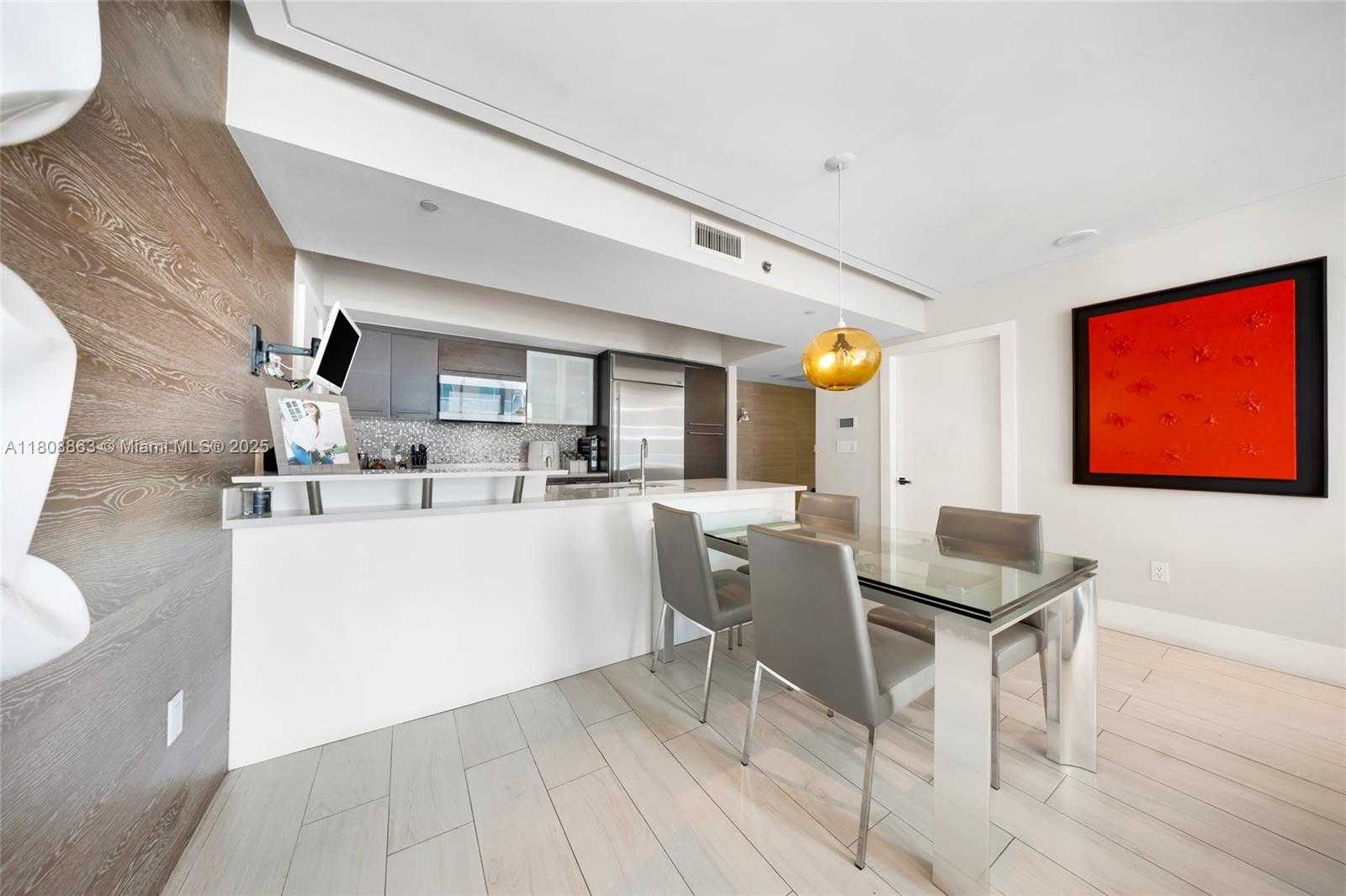 Small Image of 55 SOUTH EAST 6TH ST #2803, Miami Number 6