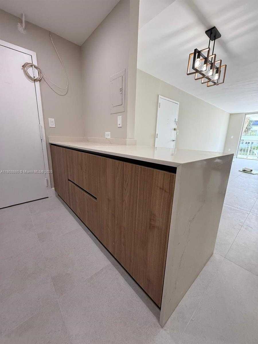 Small Image of 6801 INDIAN CREEK DR #207, Miami Beach Number 13