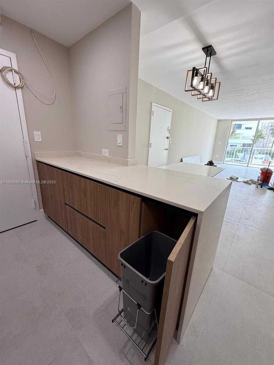 Small Image of 6801 INDIAN CREEK DR #207, Miami Beach Number 20
