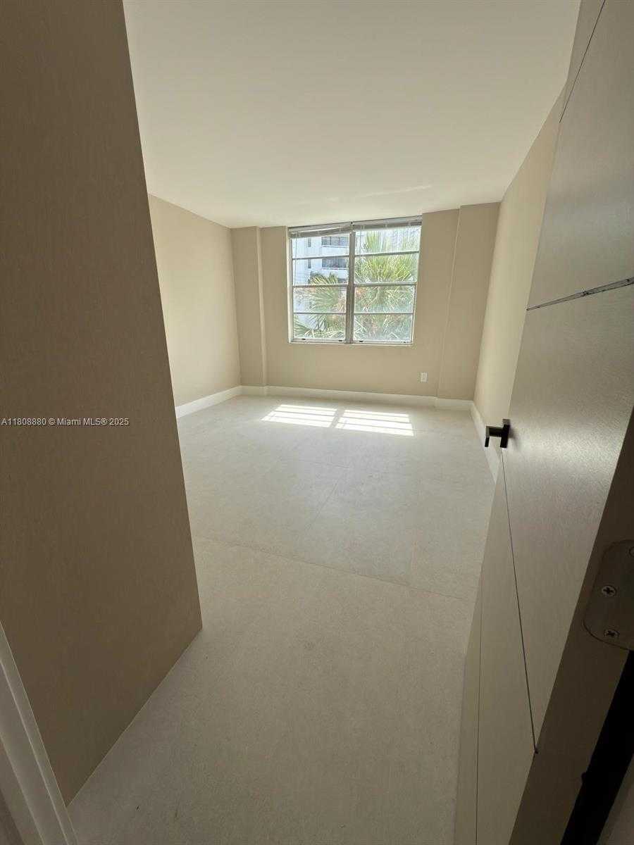 Small Image of 6801 INDIAN CREEK DR #207, Miami Beach Number 31