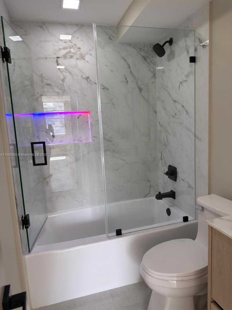 Small Image of 6801 INDIAN CREEK DR #207, Miami Beach Number 41
