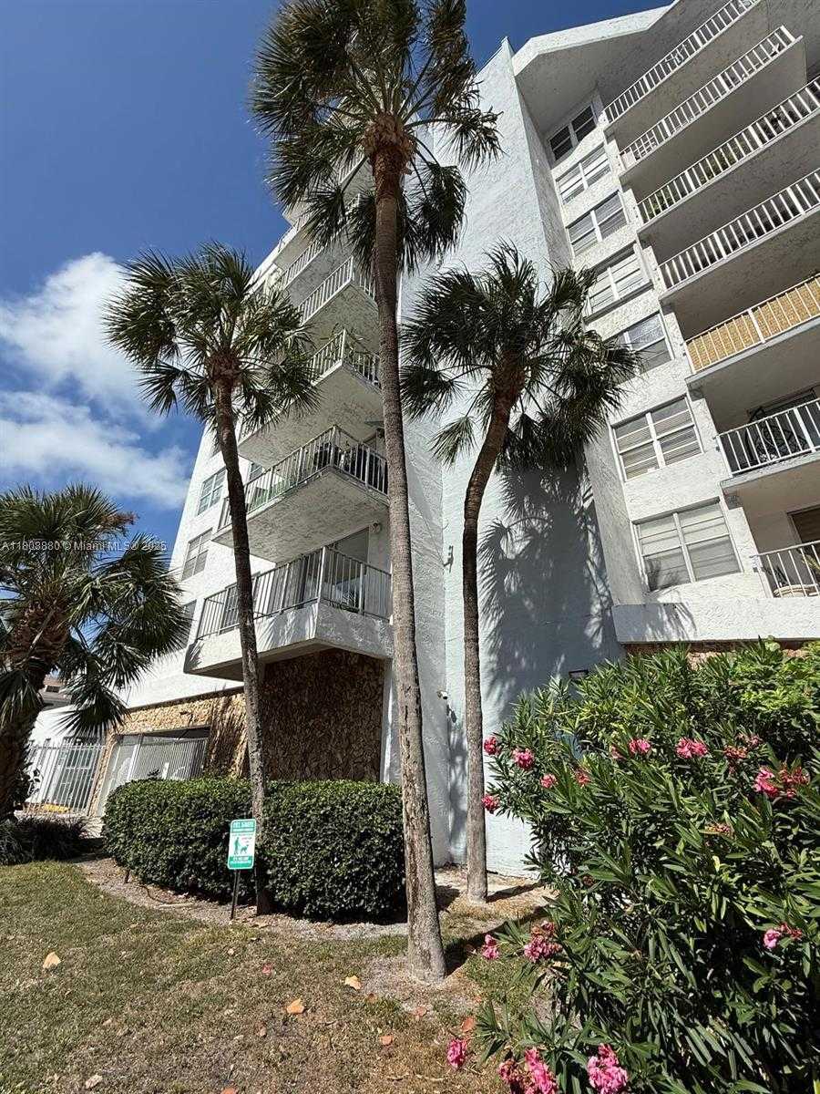 Small Image of 6801 INDIAN CREEK DR #207, Miami Beach Number 52