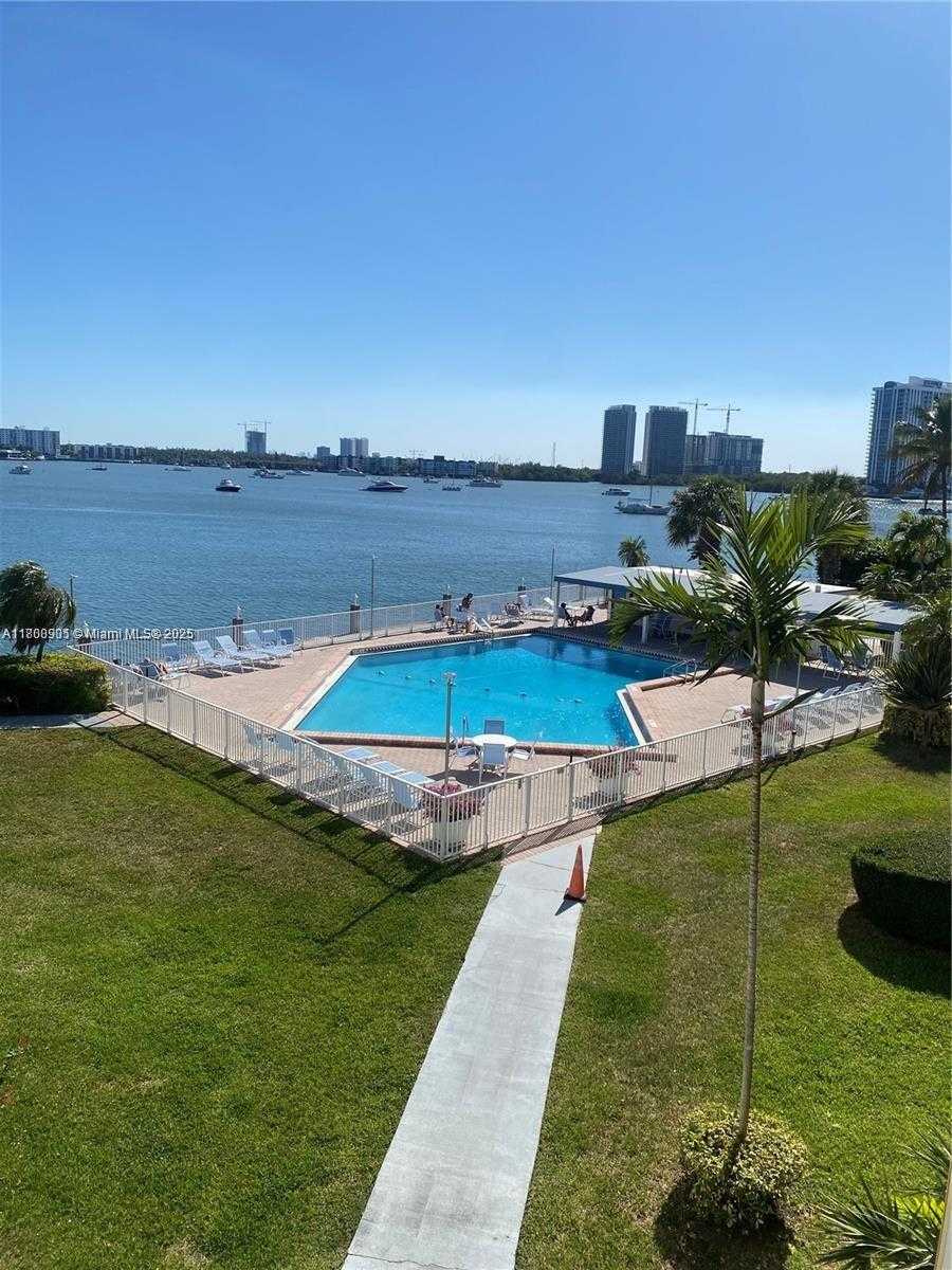 Small Image of 3030 MARCOS DR #T504, Aventura Number 9