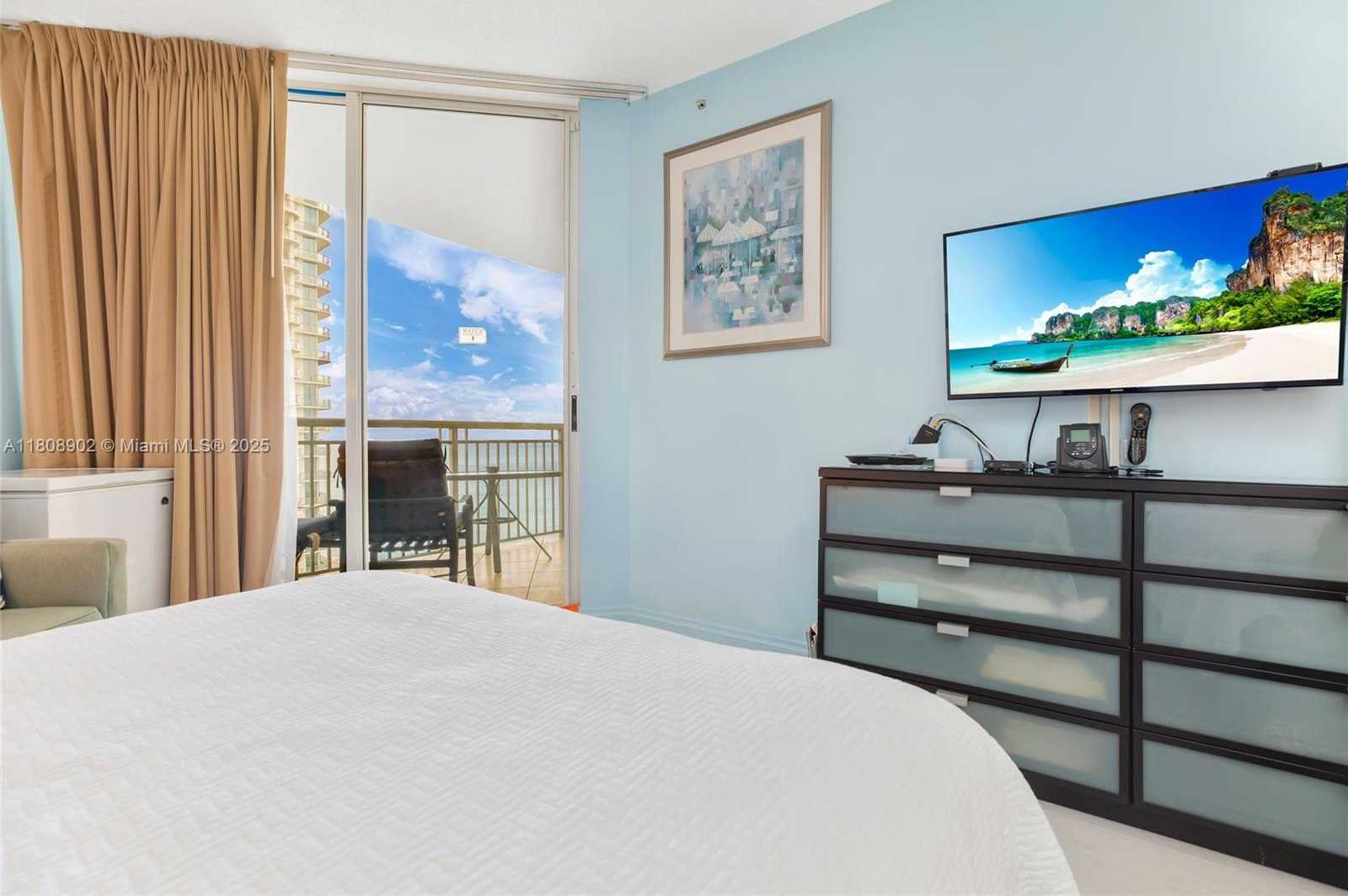 Small Image of 17375 COLLINS AVE #2207, Sunny Isles Beach Number 15