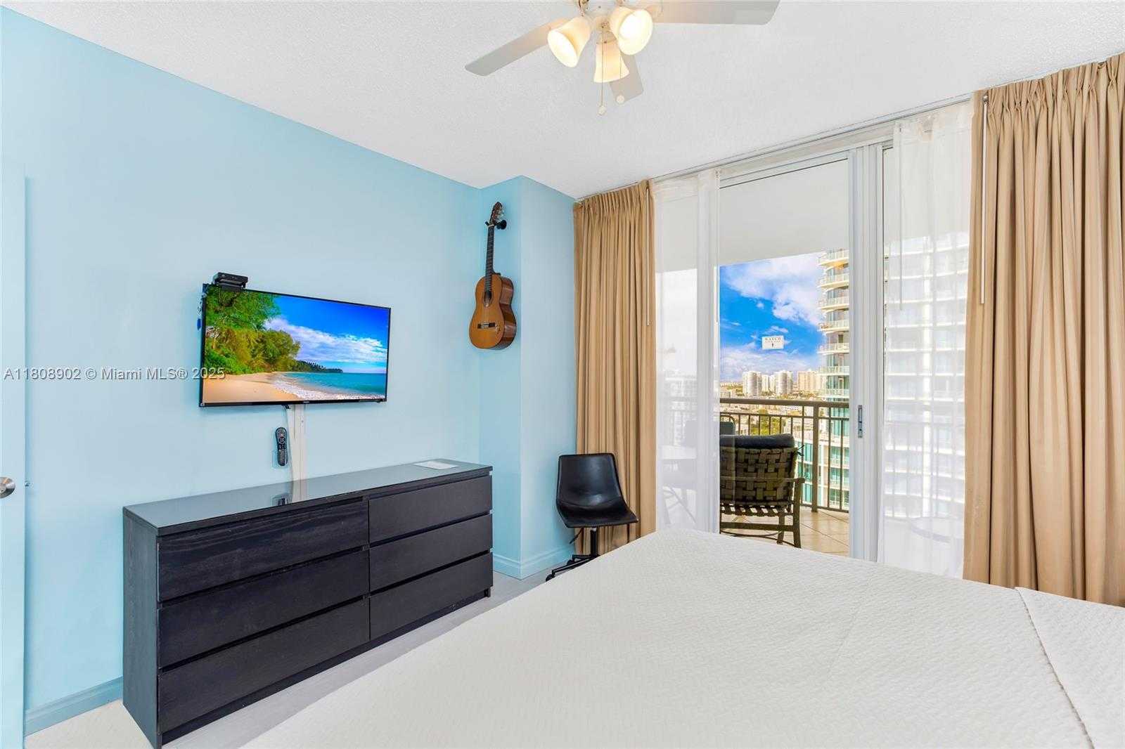 Small Image of 17375 COLLINS AVE #2207, Sunny Isles Beach Number 20