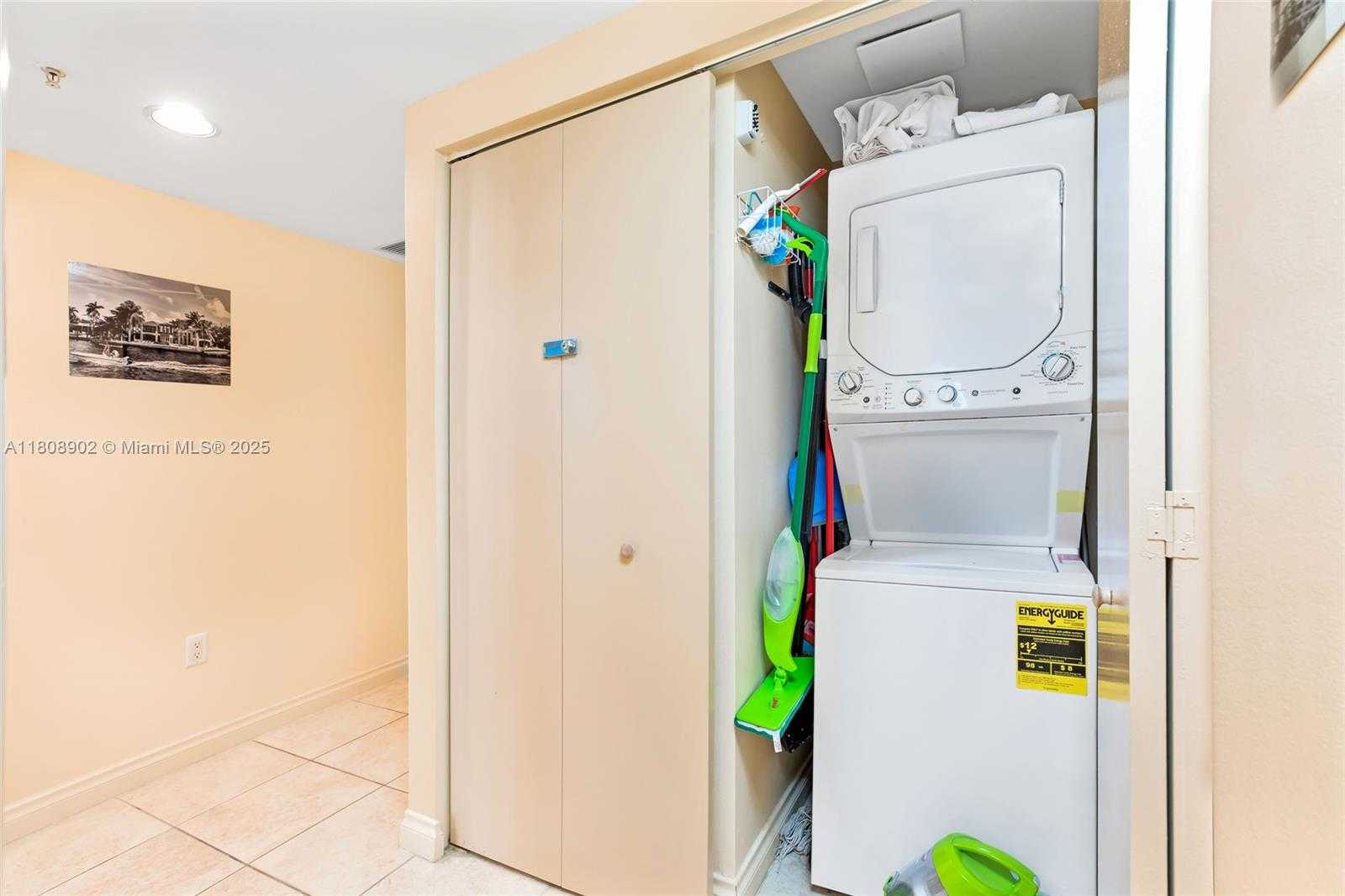 Small Image of 17375 COLLINS AVE #2207, Sunny Isles Beach Number 23
