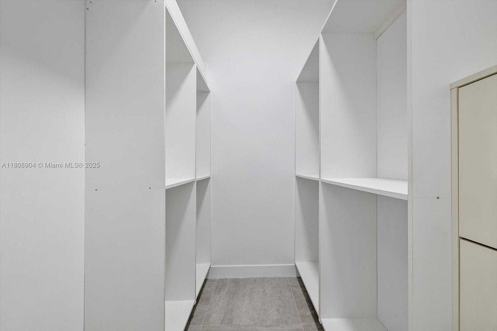 Small Image of 16449 NORTH EAST 26TH AVE #16, North Miami Beach Number 18