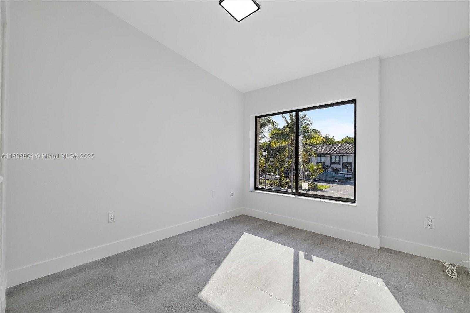 Small Image of 16449 NORTH EAST 26TH AVE #16, North Miami Beach Number 20