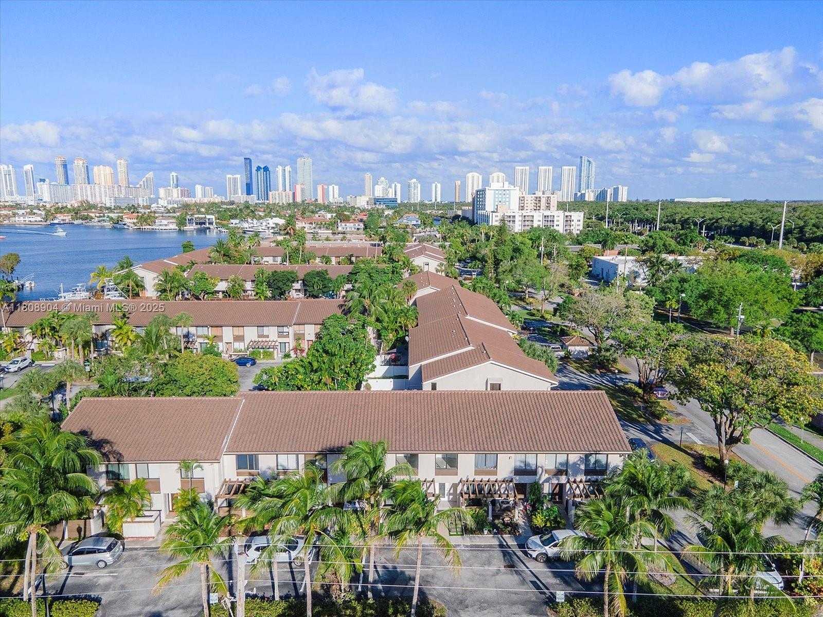 Small Image of 16449 NORTH EAST 26TH AVE #16, North Miami Beach Number 25
