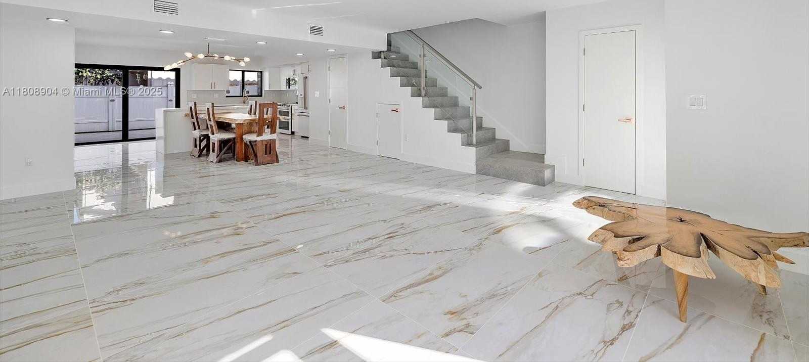 Small Image of 16449 NORTH EAST 26TH AVE #16, North Miami Beach Number 4