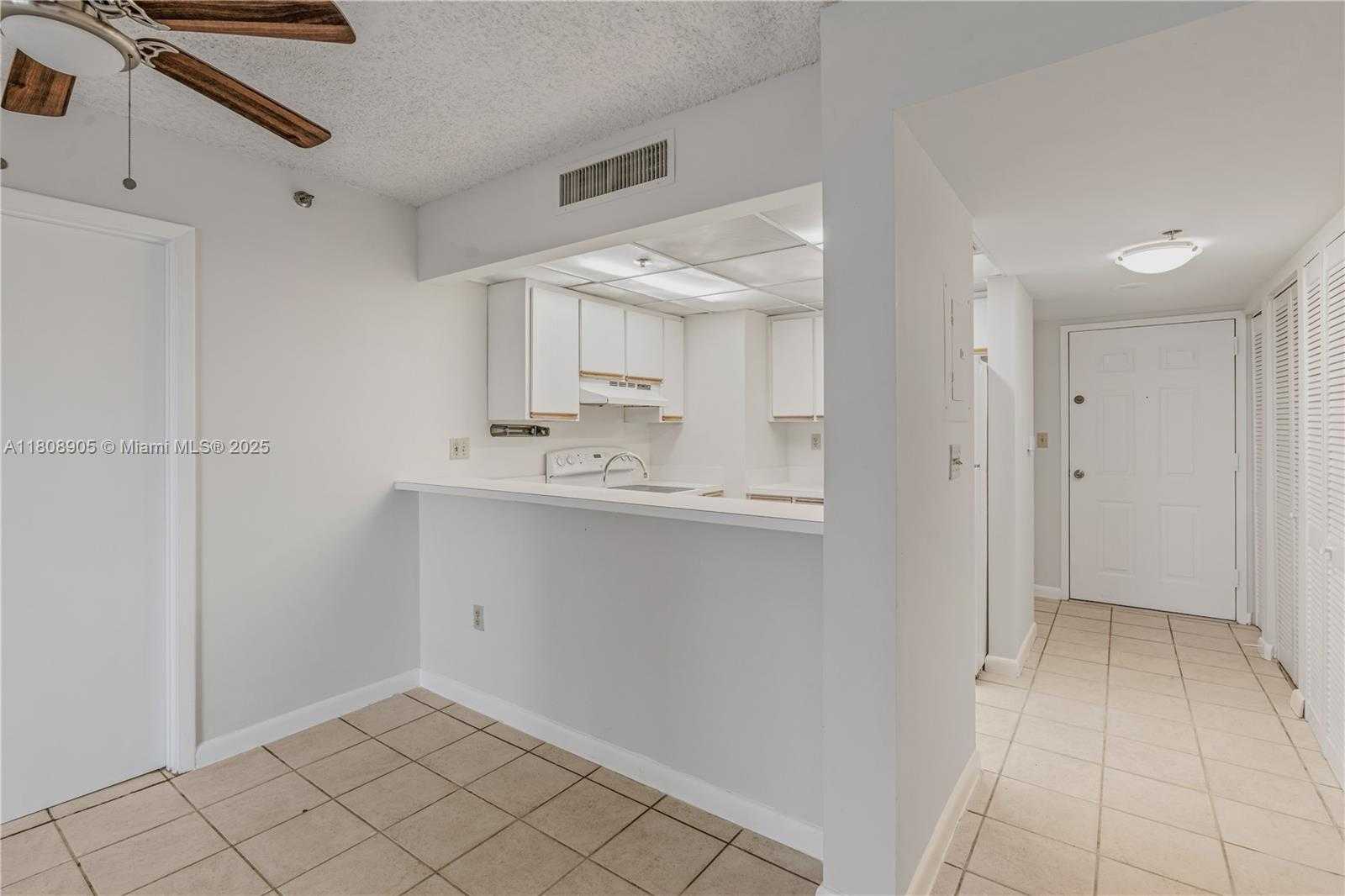 Small Image of 540 BRICKELL KEY DR #718, Miami Number 14