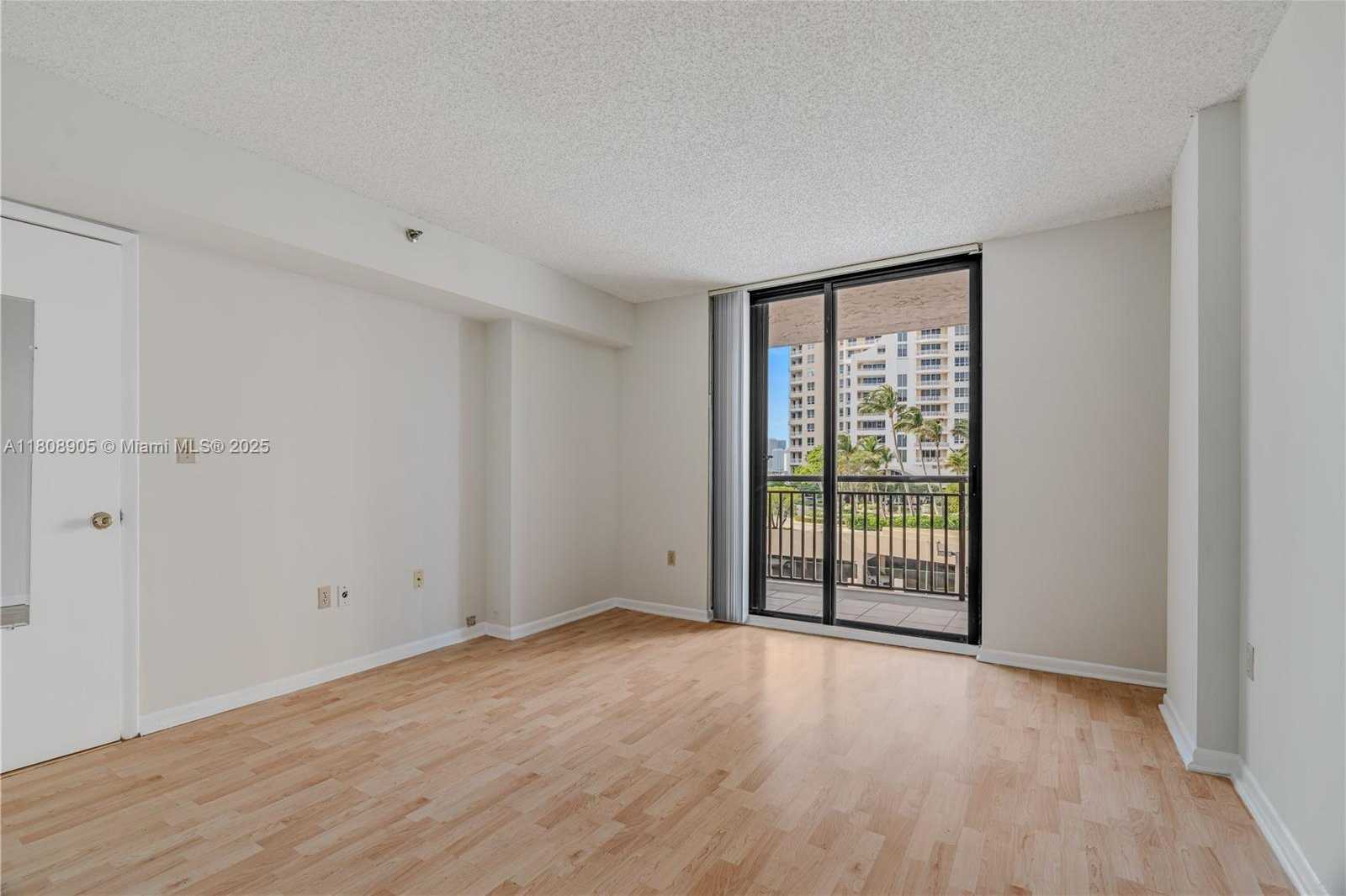 Small Image of 540 BRICKELL KEY DR #718, Miami Number 7