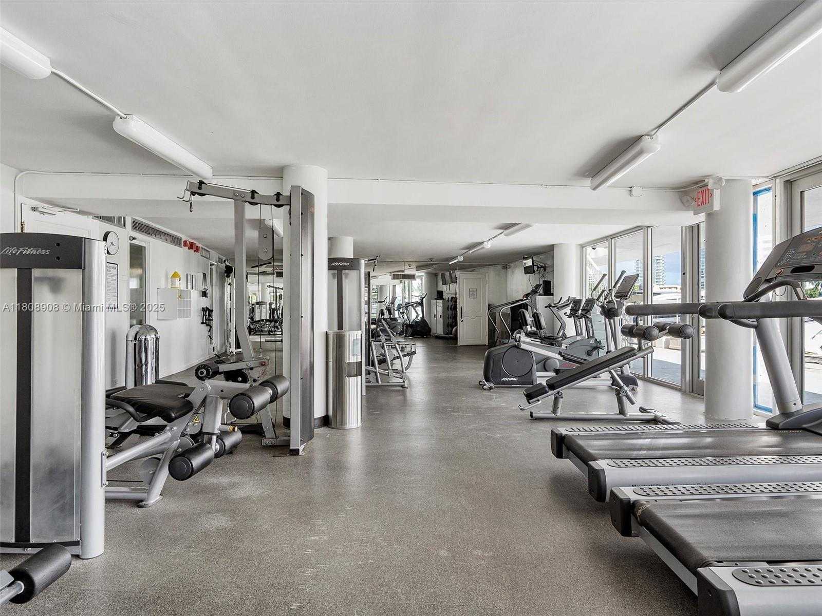 Small Image of 900 BAY DR #716, Miami Beach Number 12