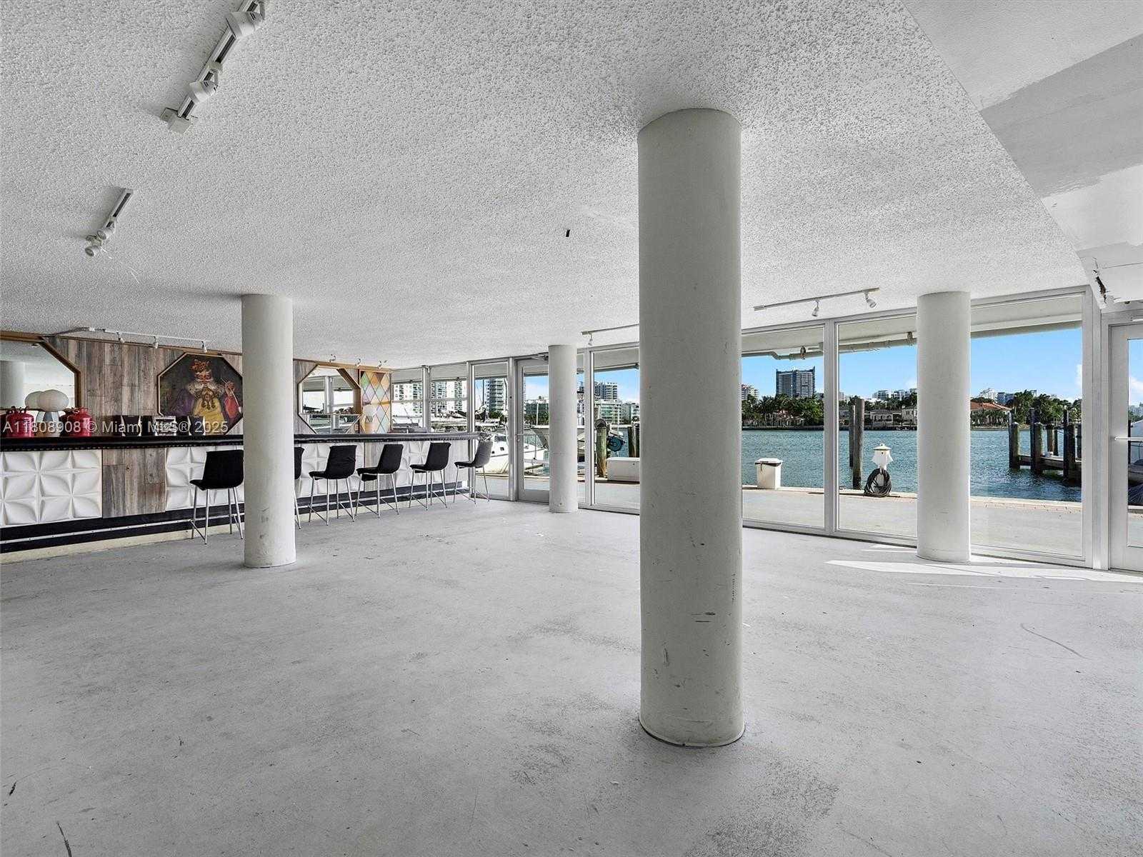 Small Image of 900 BAY DR #716, Miami Beach Number 14