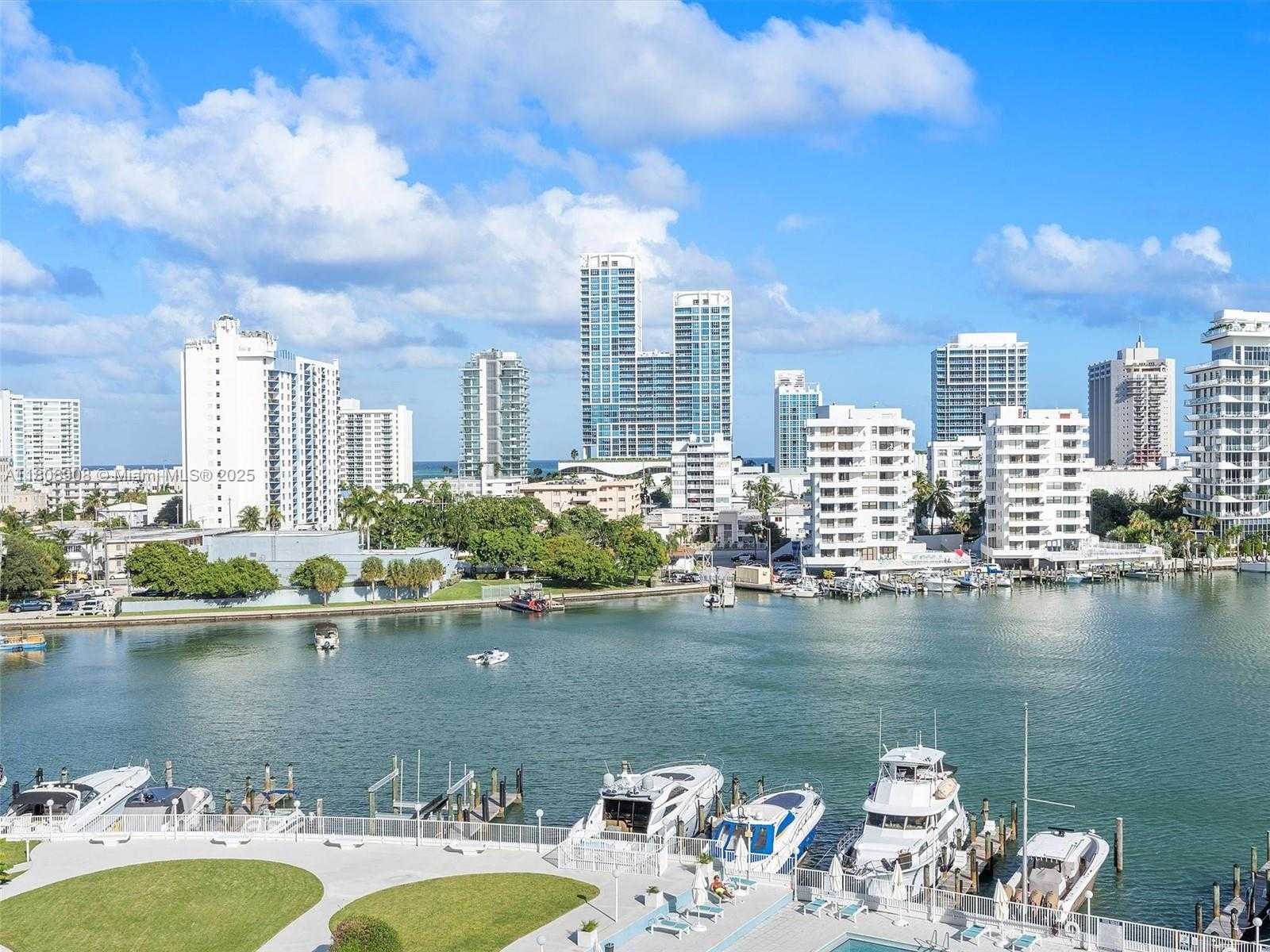 Small Image of 900 BAY DR #716, Miami Beach Number 18