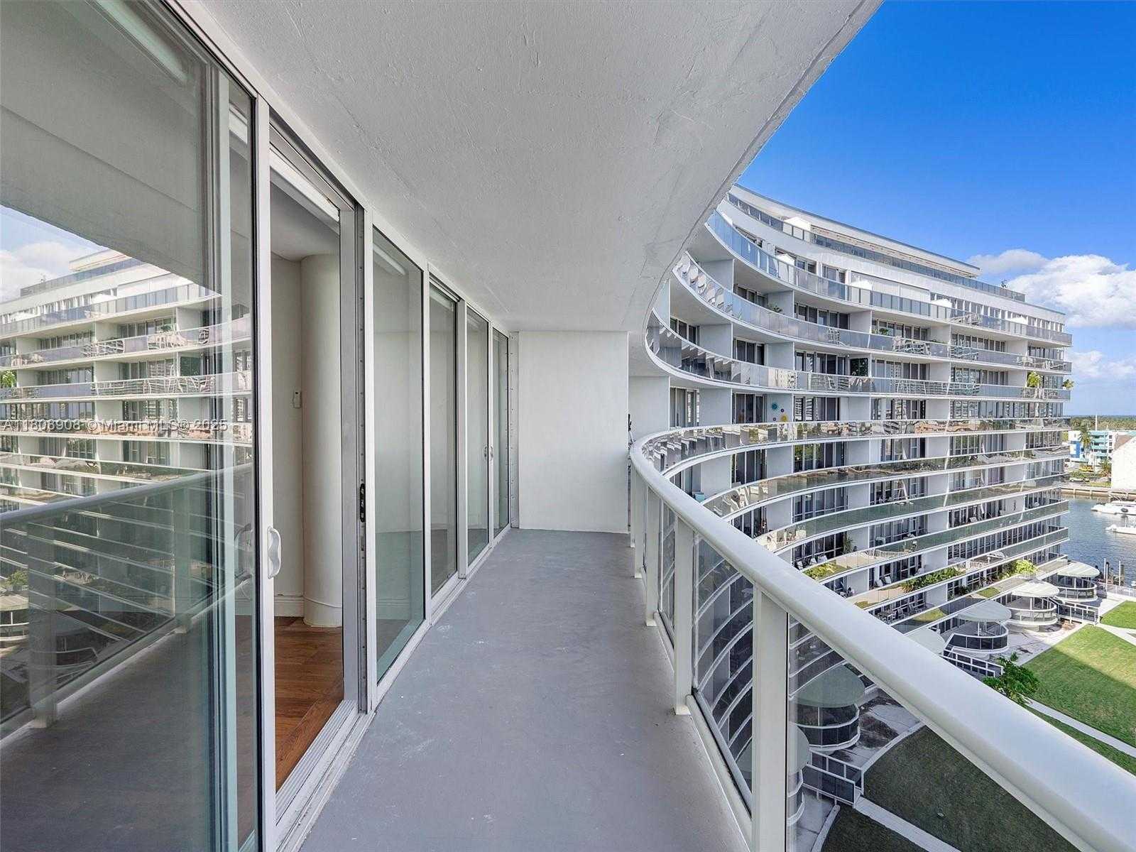 Small Image of 900 BAY DR #716, Miami Beach Number 22