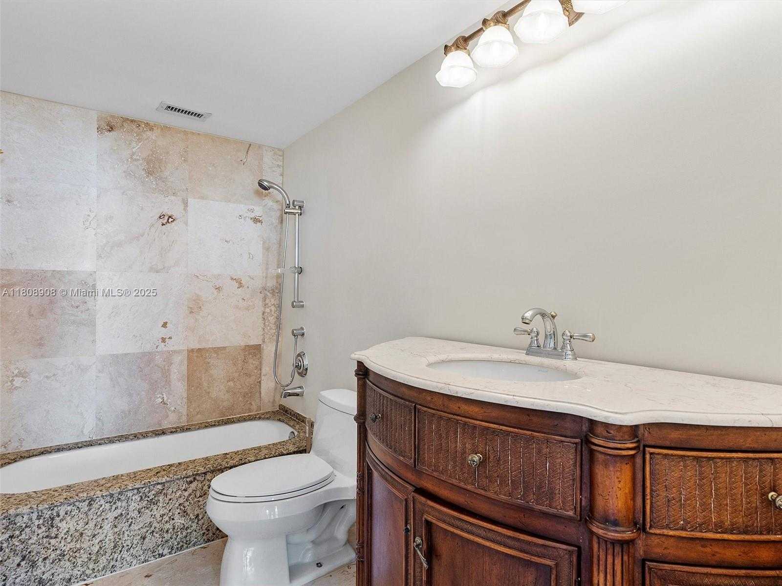 Small Image of 900 BAY DR #716, Miami Beach Number 40
