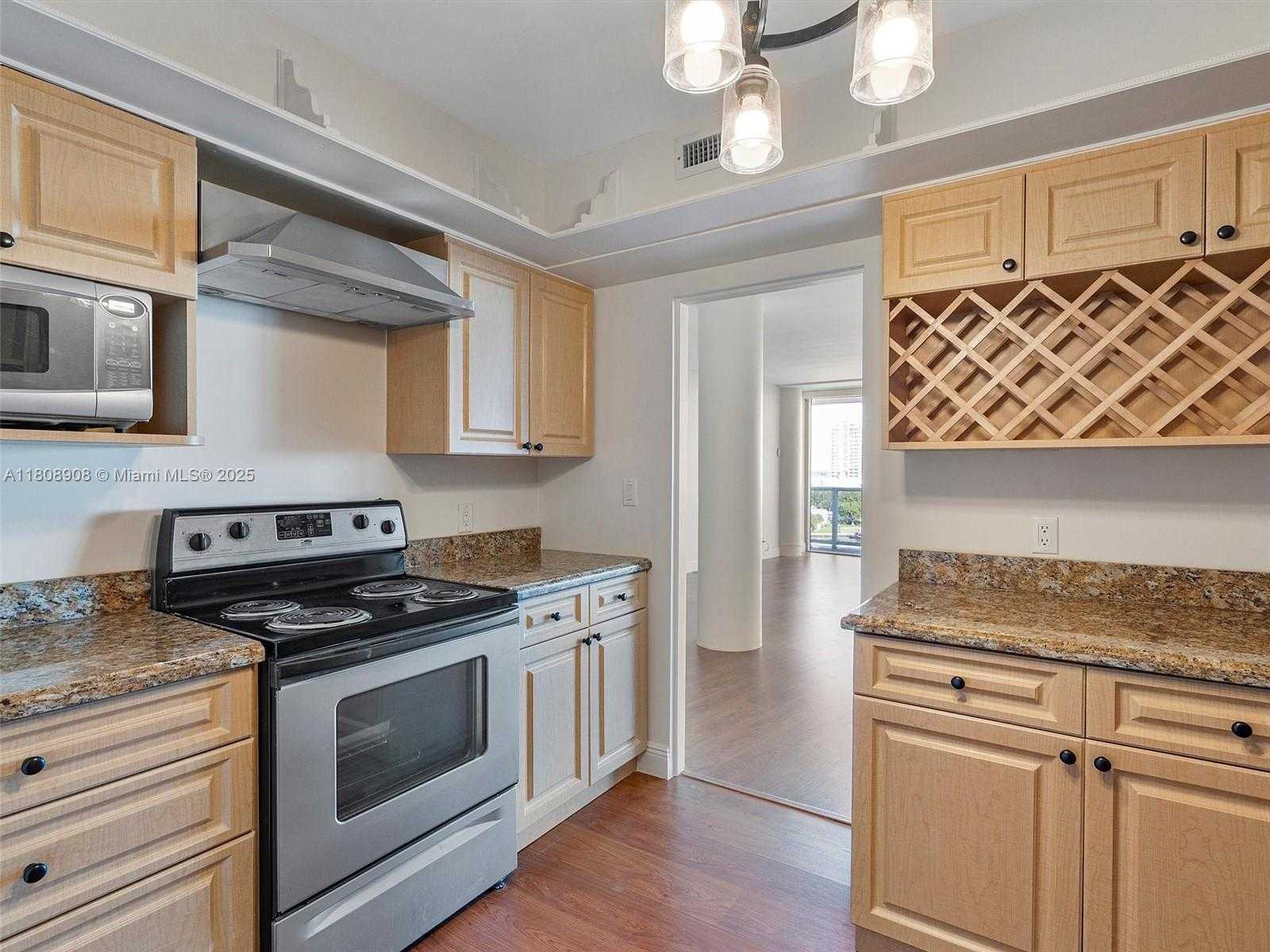 Small Image of 900 BAY DR #716, Miami Beach Number 42