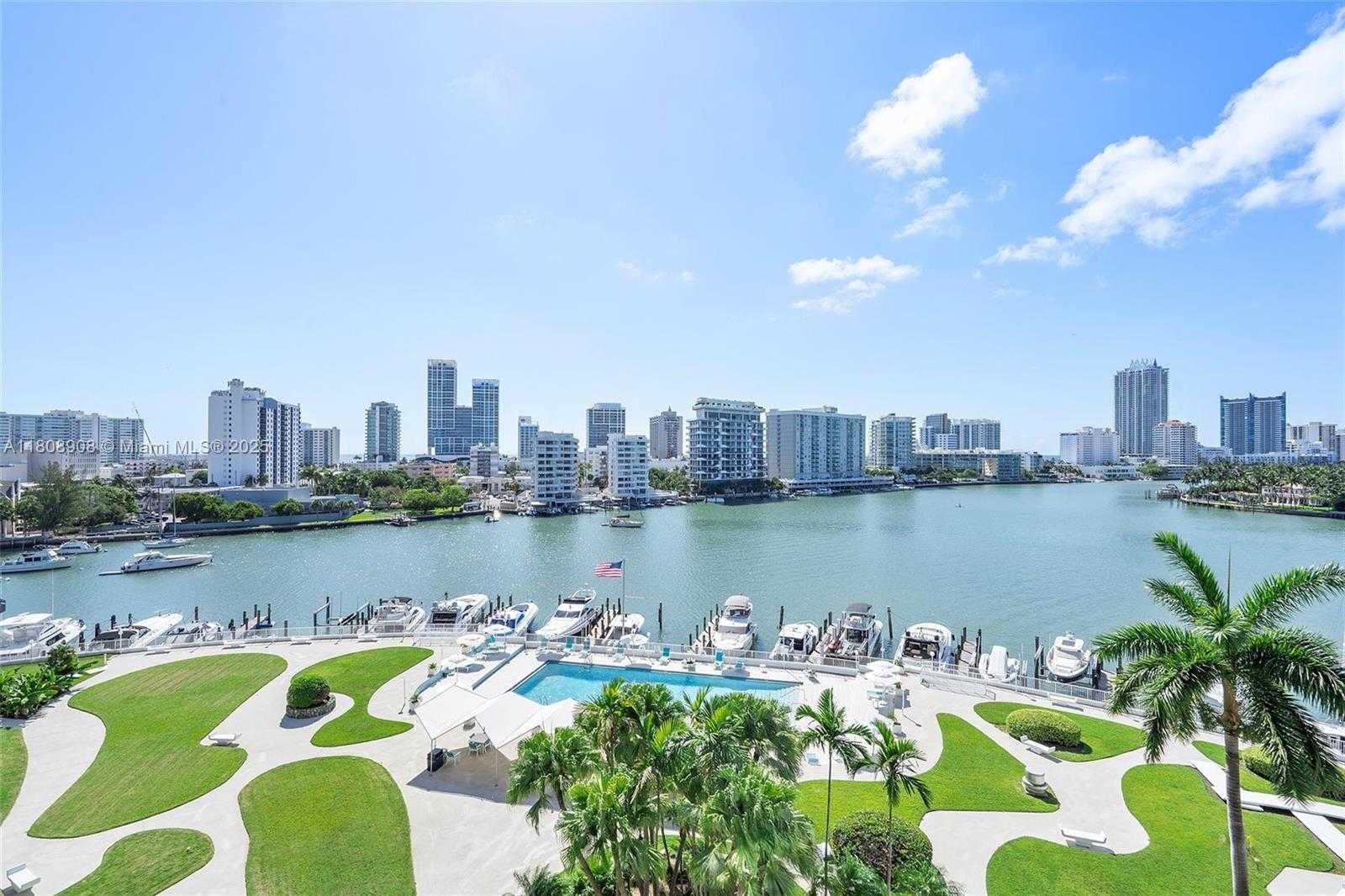 Small Image of 900 BAY DR #716, Miami Beach Number 55