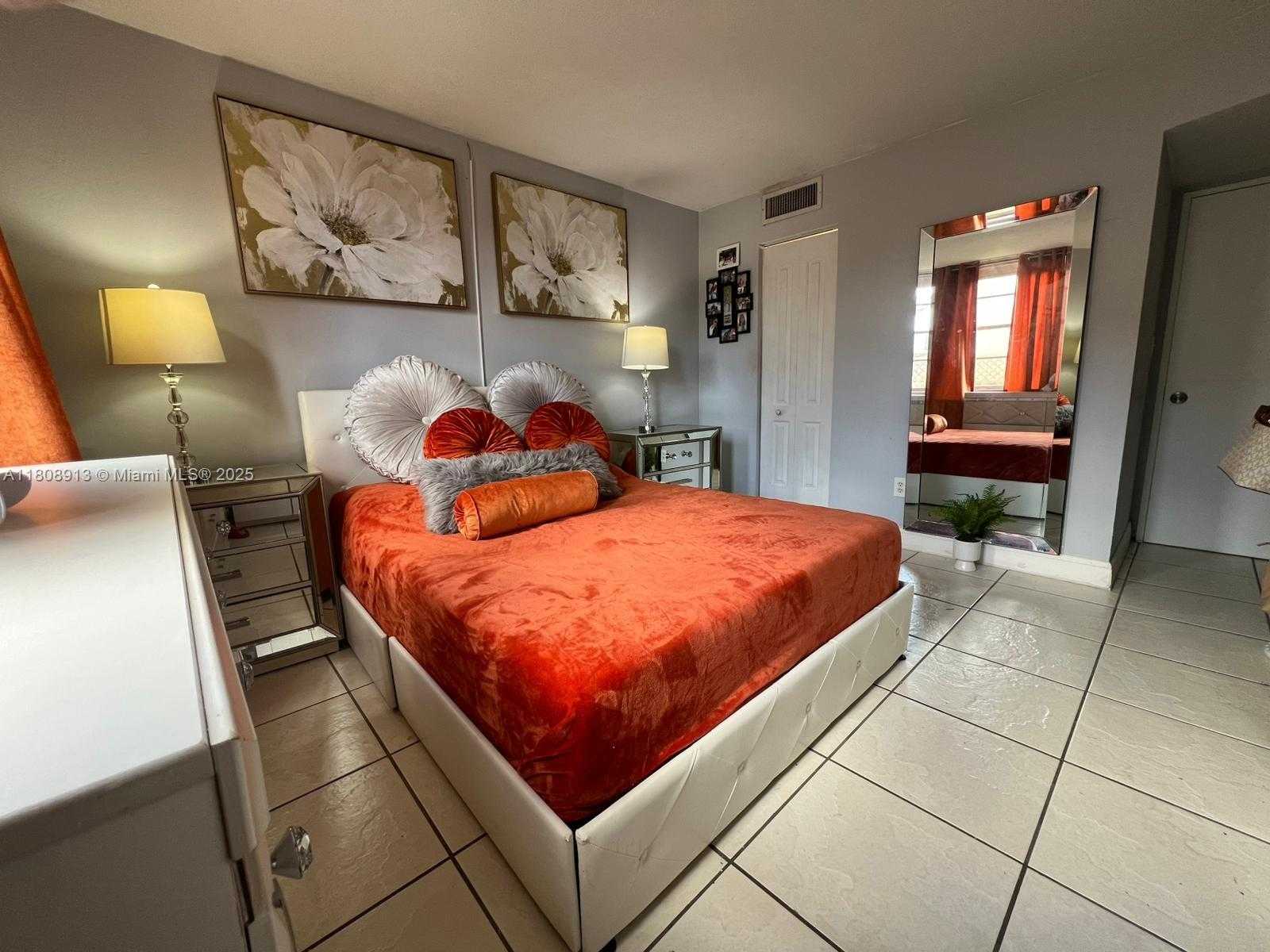 Small Image of 4550 NORTH WEST 79TH AVE #1D, Doral Number 10