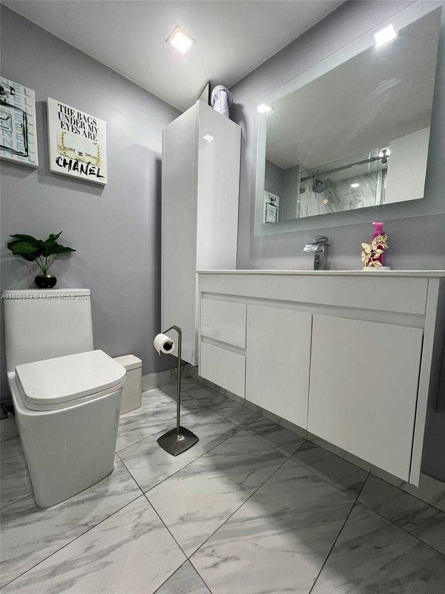 Small Image of 4550 NORTH WEST 79TH AVE #1D, Doral Number 20