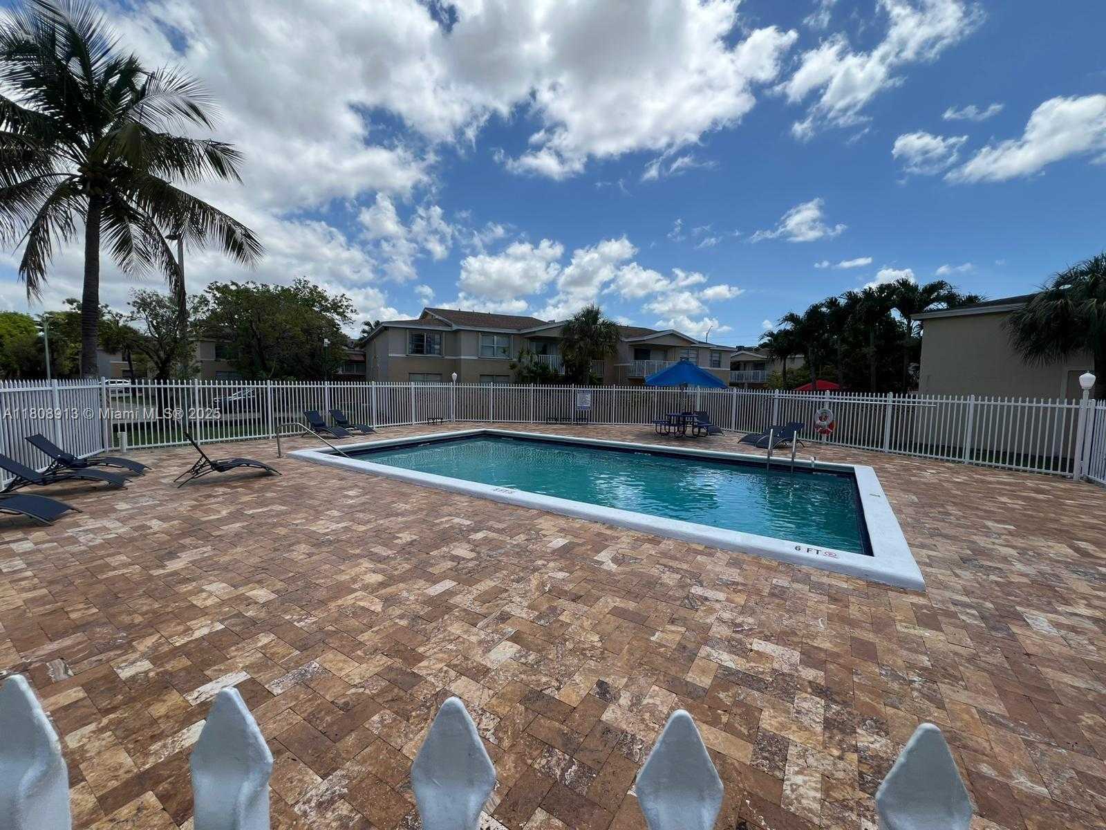 Small Image of 4550 NORTH WEST 79TH AVE #1D, Doral Number 28