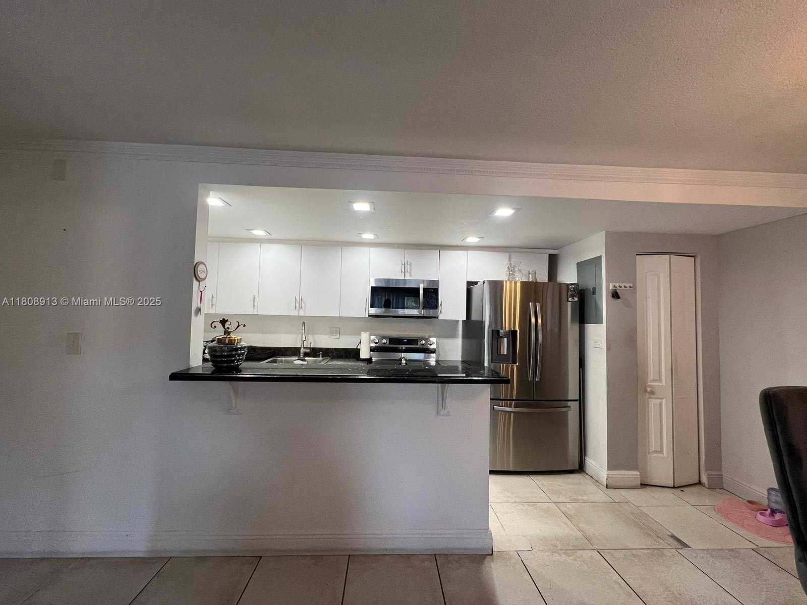 Small Image of 4550 NORTH WEST 79TH AVE #1D, Doral Number 3