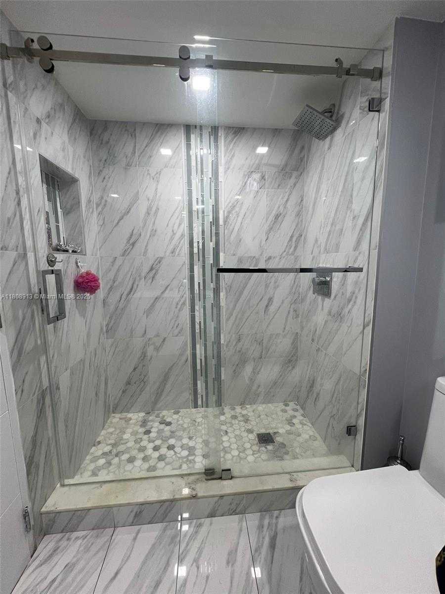 Small Image of 4550 NORTH WEST 79TH AVE #1D, Doral Number 9