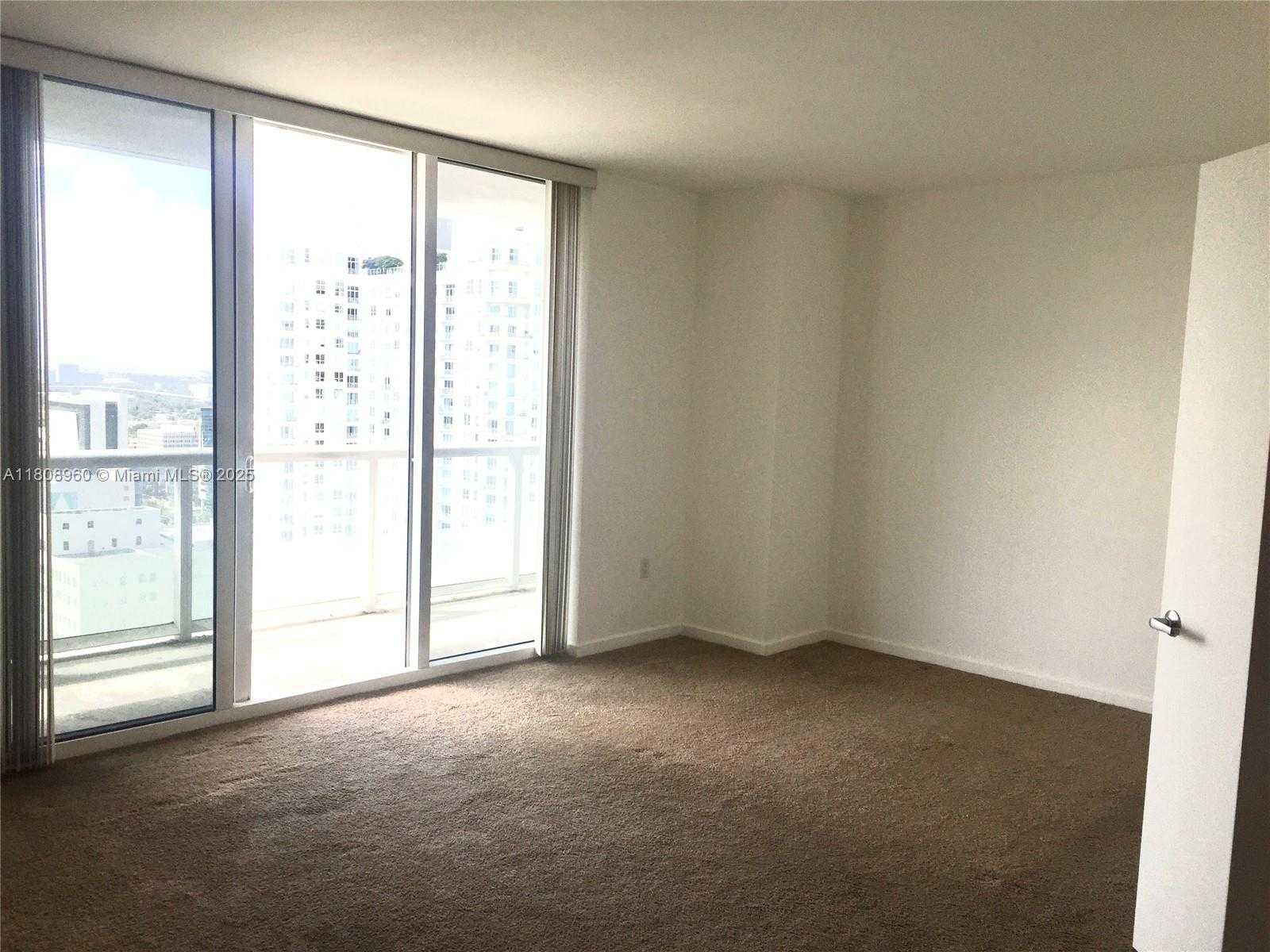 Small Image of 50 BISCAYNE BLVD #3303, Miami Number 10