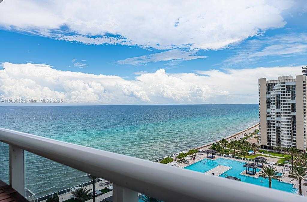 Small Image of 1830 SOUTH OCEAN DR #1605, Hallandale Beach Number 20