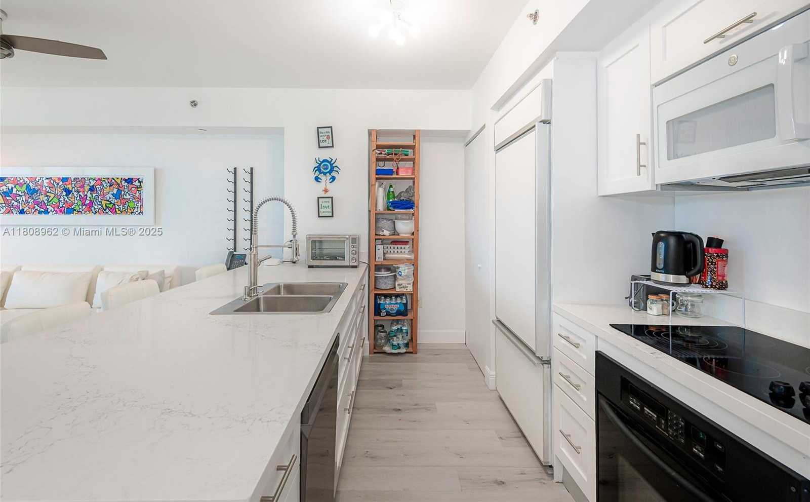 Small Image of 1830 SOUTH OCEAN DR #1605, Hallandale Beach Number 8