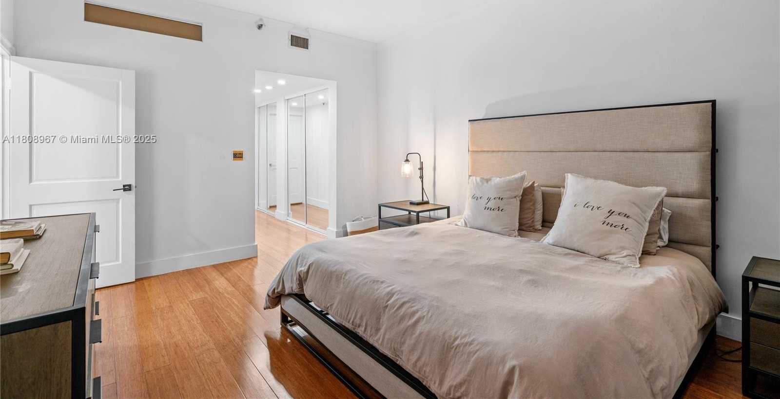 Small Image of 201 CRANDON BLVD #1030, Key Biscayne Number 13