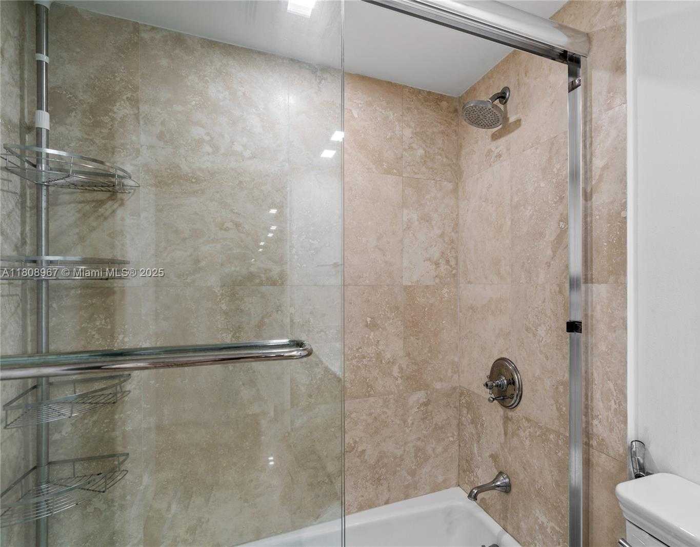 Small Image of 201 CRANDON BLVD #1030, Key Biscayne Number 26