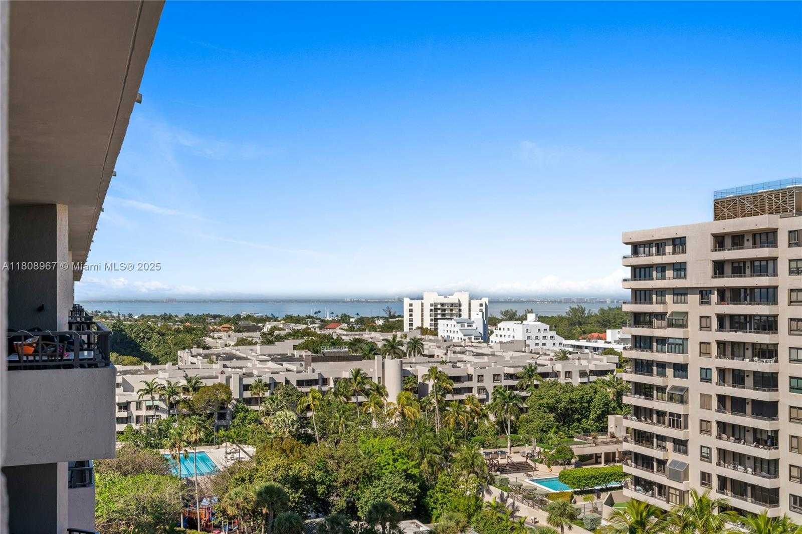 Small Image of 201 CRANDON BLVD #1030, Key Biscayne Number 4