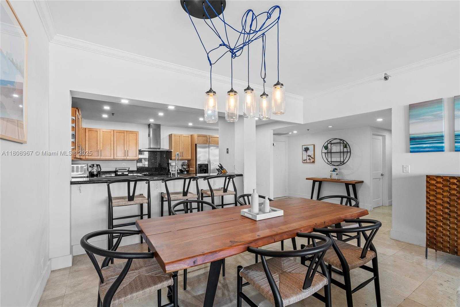 Small Image of 201 CRANDON BLVD #1030, Key Biscayne Number 9