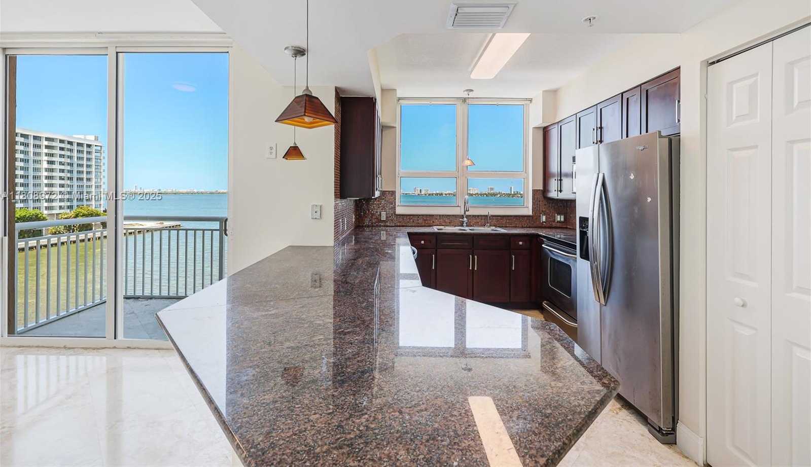 Small Image of 2000 NORTH BAYSHORE DR #621, Miami Number 17