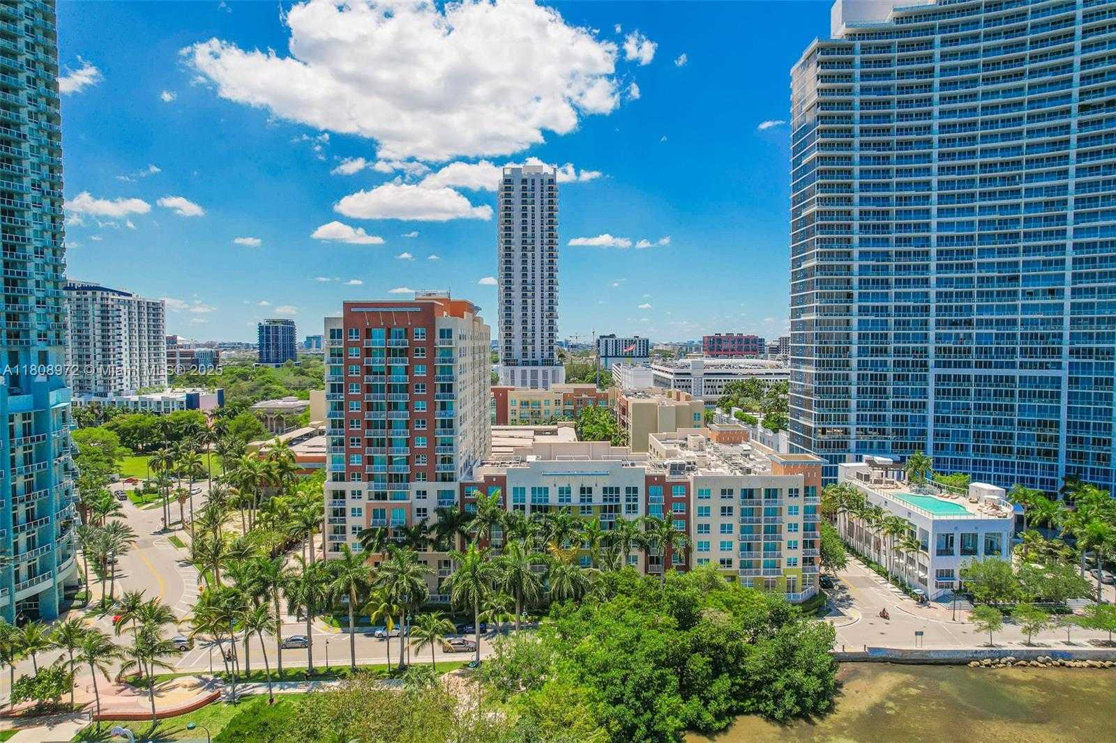 Small Image of 2000 NORTH BAYSHORE DR #621, Miami Number 3