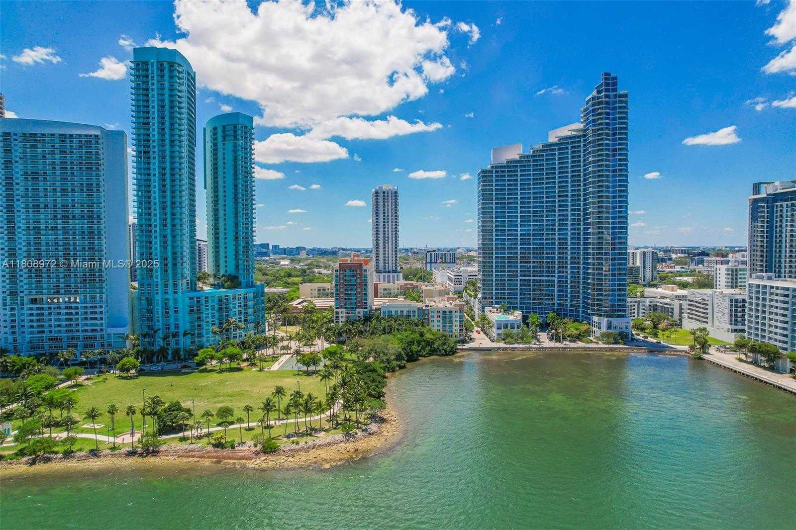 Small Image of 2000 NORTH BAYSHORE DR #621, Miami Number 4