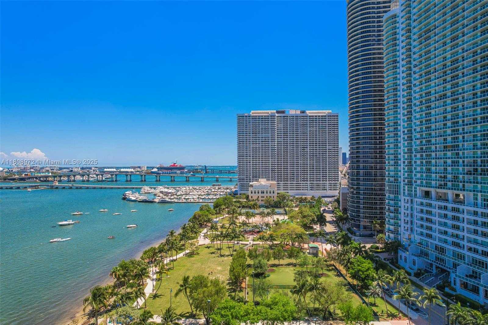 Small Image of 2000 NORTH BAYSHORE DR #621, Miami Number 9