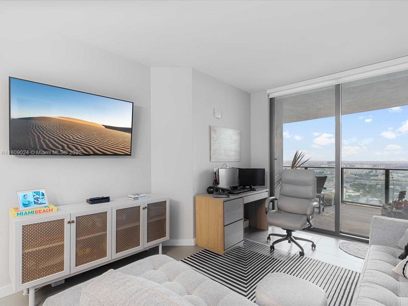 Small Image of 1600 NORTH EAST 1ST AVE #3311, Miami Number 11