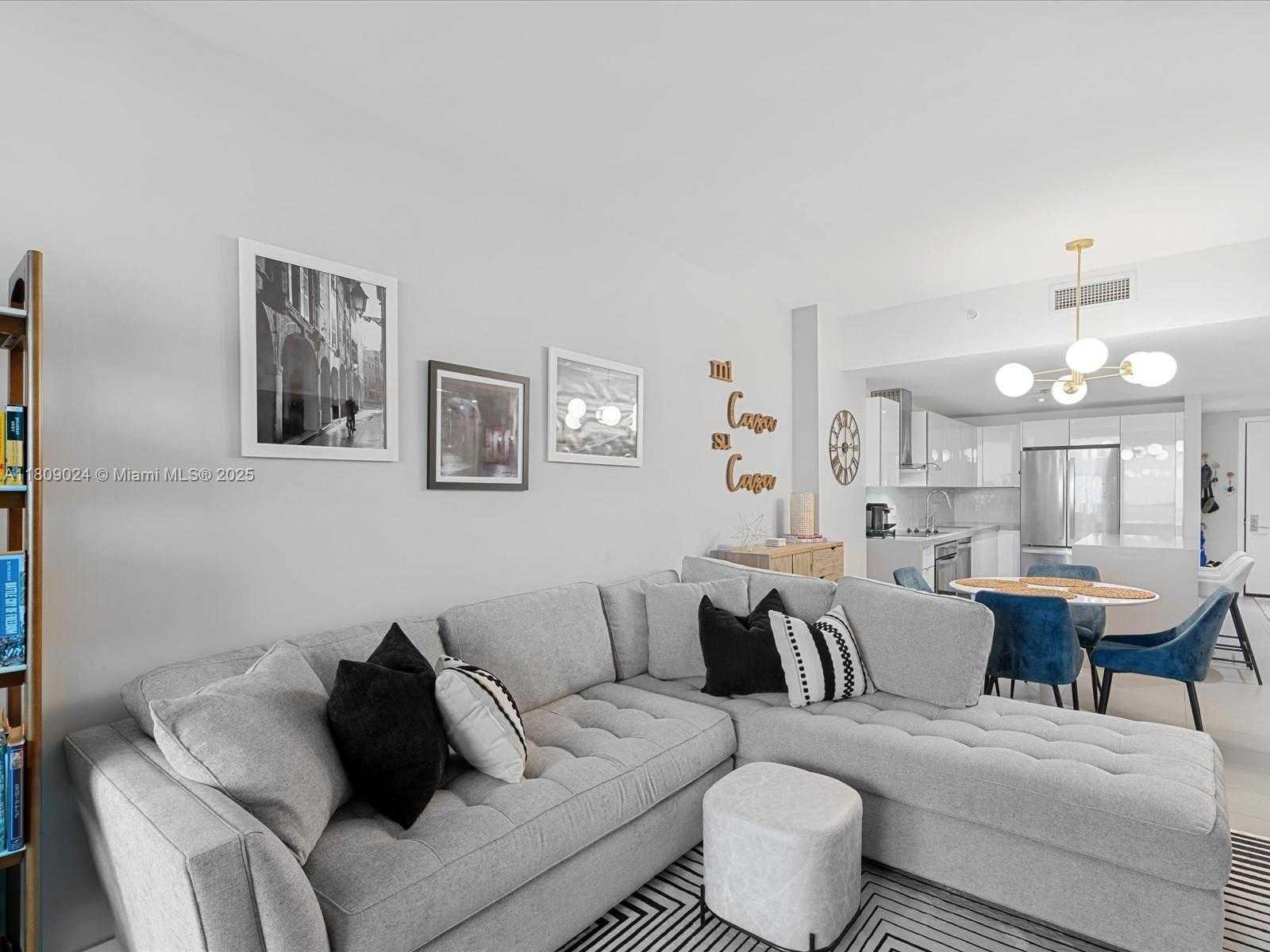 Small Image of 1600 NORTH EAST 1ST AVE #3311, Miami Number 15