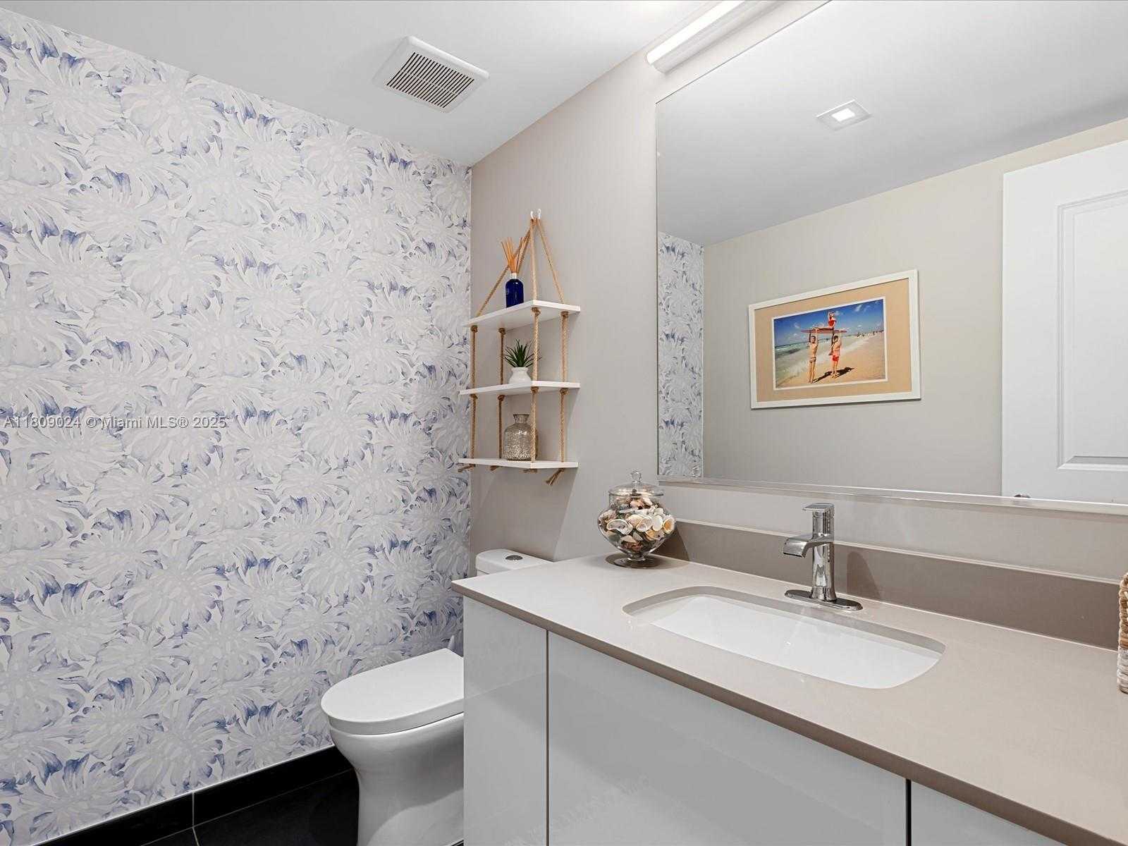 Small Image of 1600 NORTH EAST 1ST AVE #3311, Miami Number 26