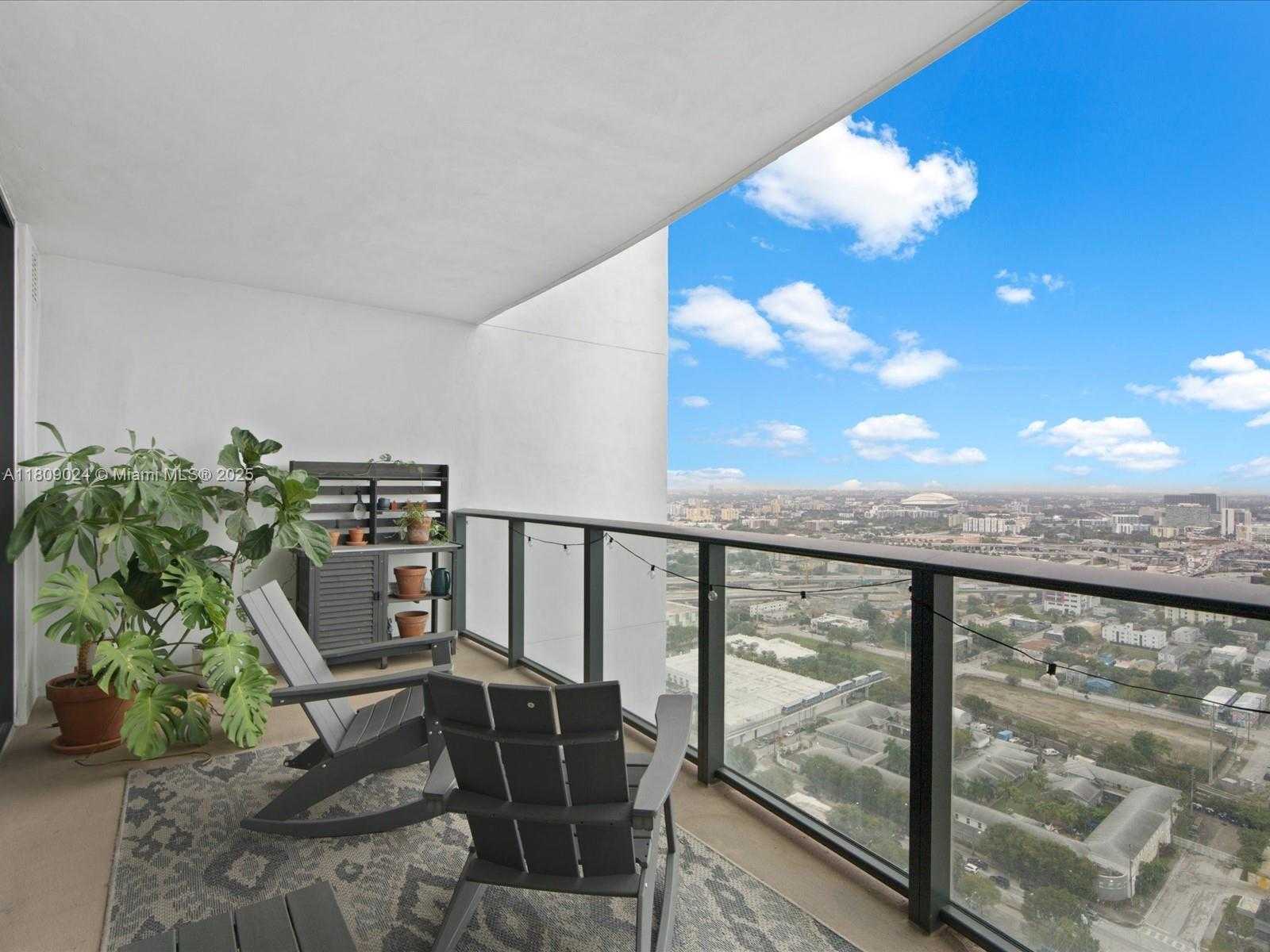 Small Image of 1600 NORTH EAST 1ST AVE #3311, Miami Number 29