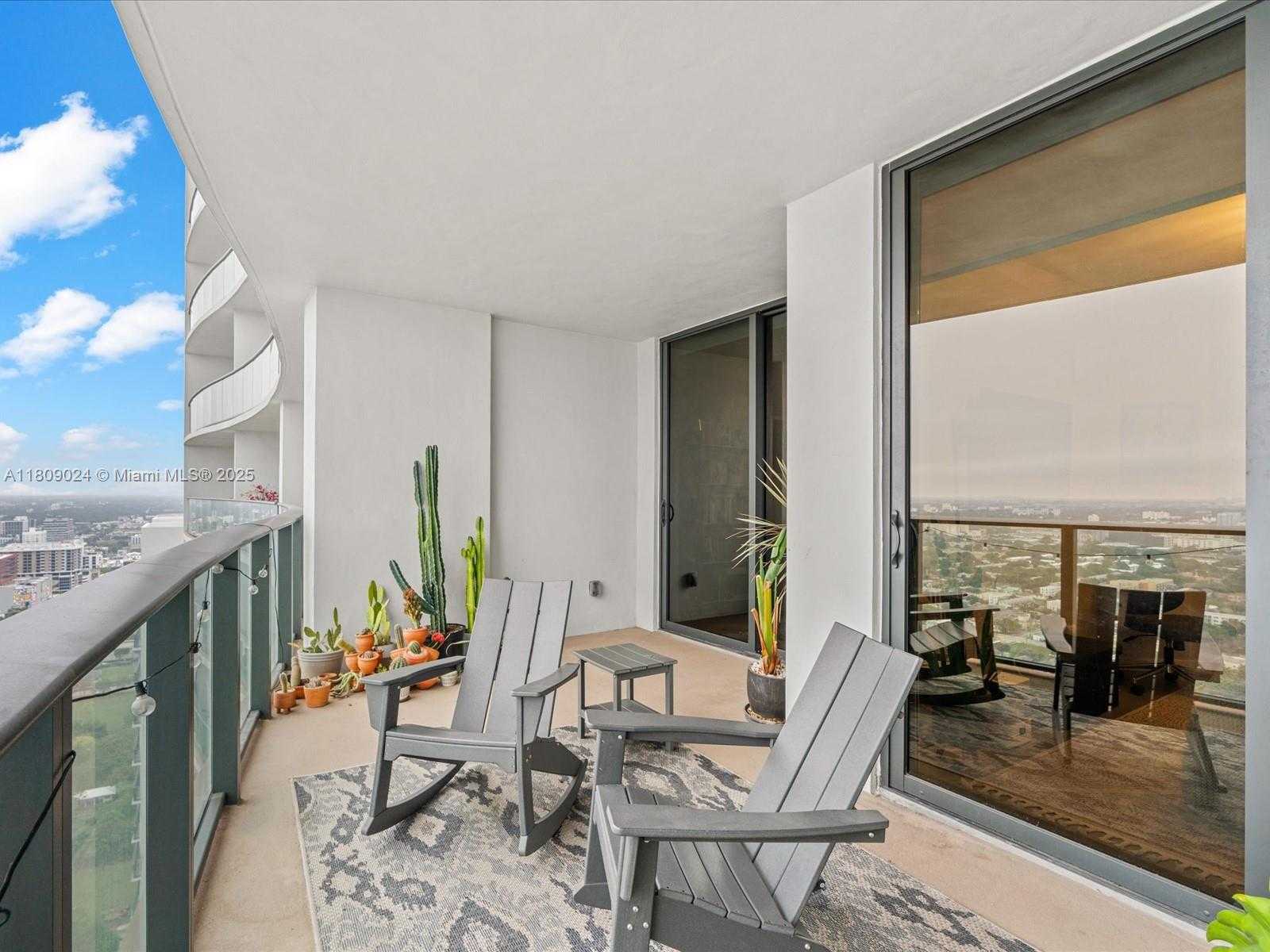 Small Image of 1600 NORTH EAST 1ST AVE #3311, Miami Number 30