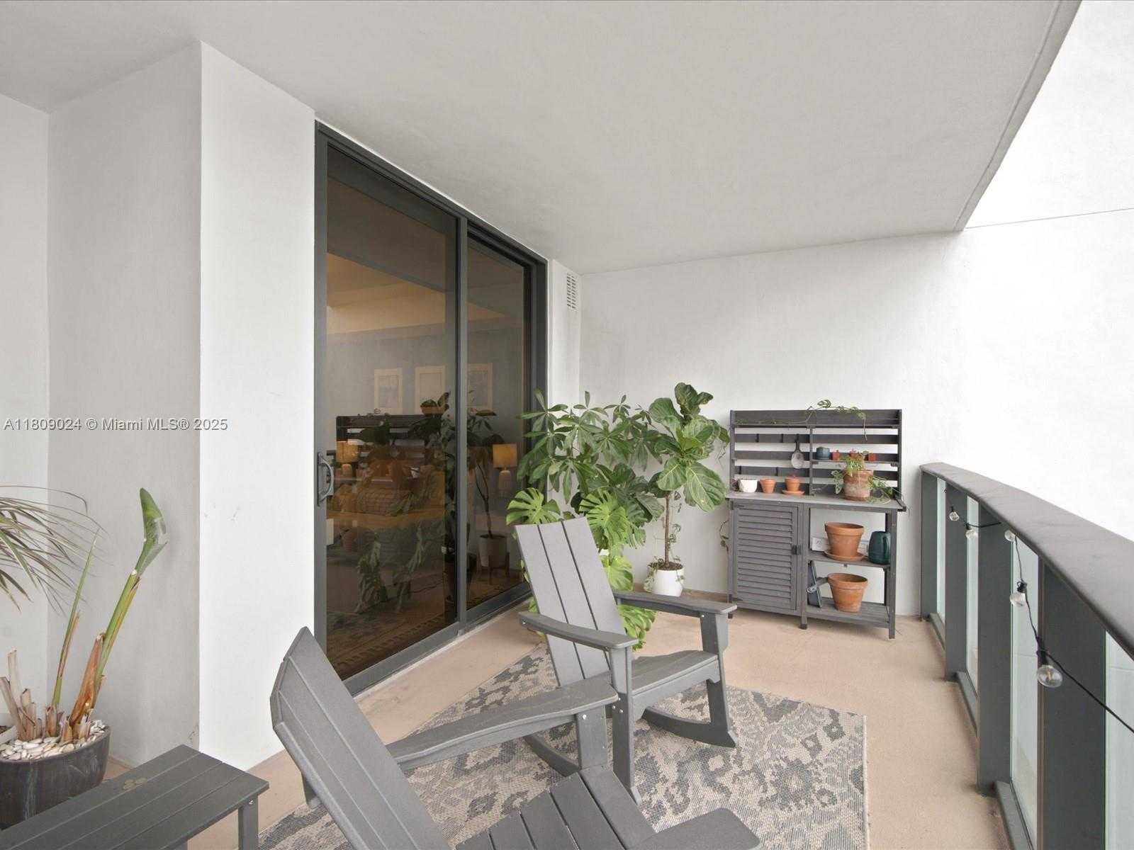Small Image of 1600 NORTH EAST 1ST AVE #3311, Miami Number 31