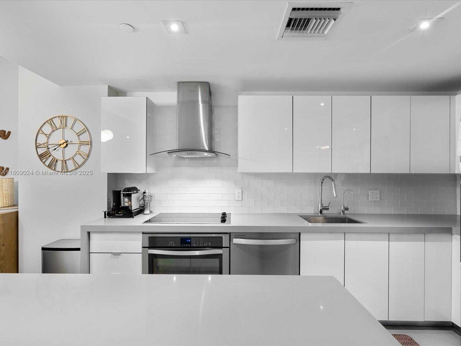 Small Image of 1600 NORTH EAST 1ST AVE #3311, Miami Number 4