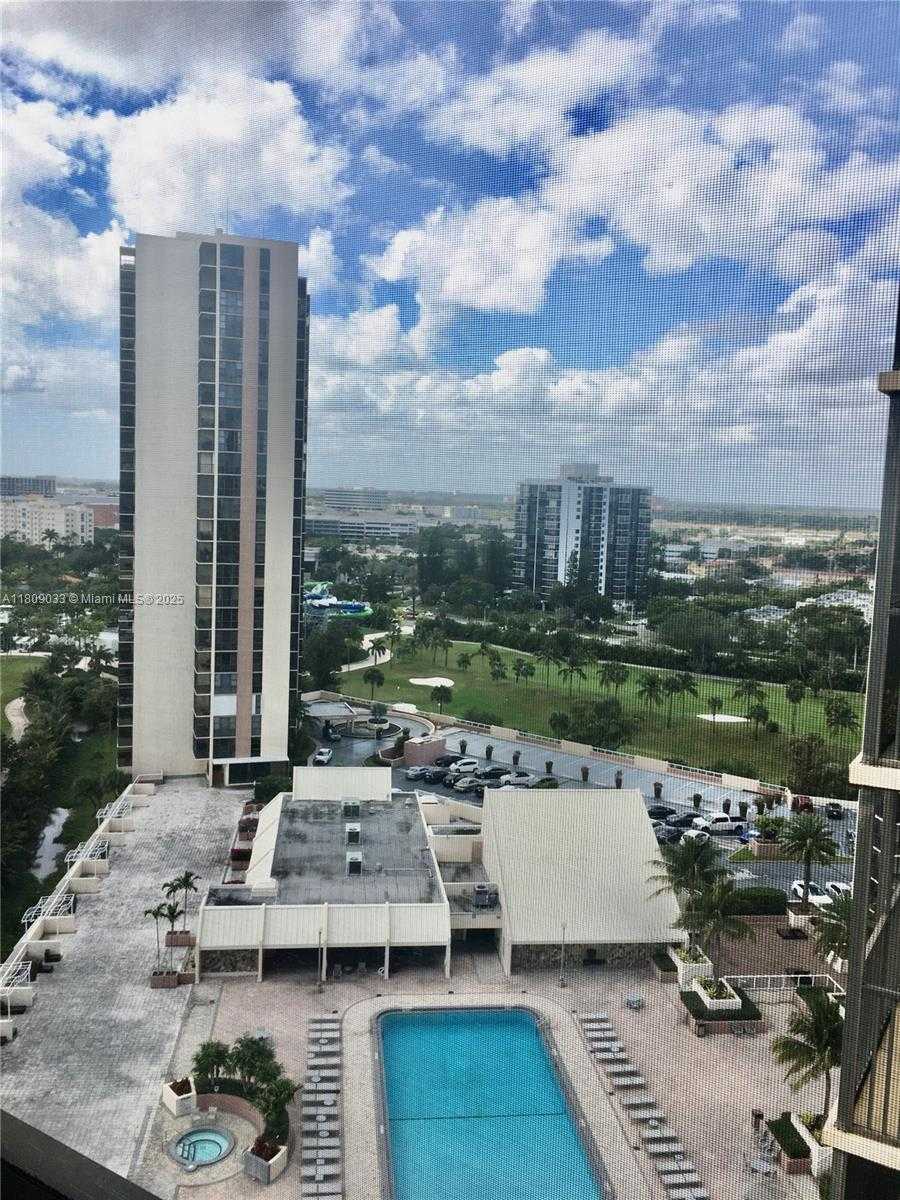 Imagen de Pequeño Objeto